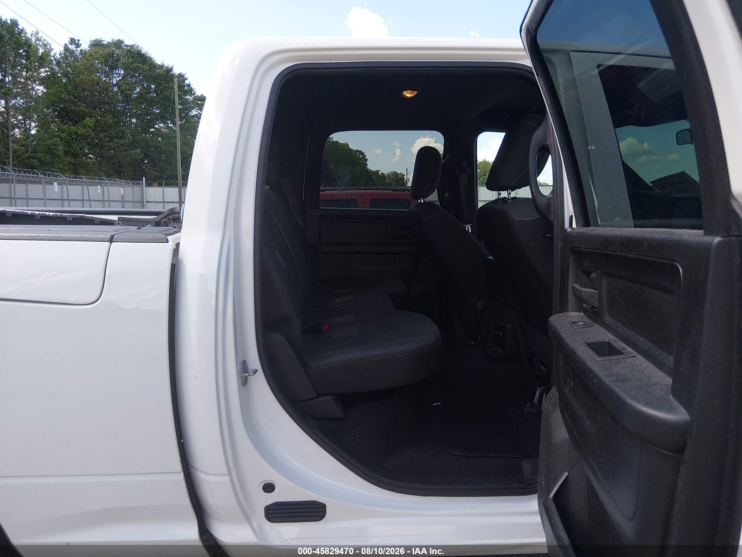 2021 Ram 2500 VIN 3C6UR5CLXMG583079 IAAI salvage auction — Front End, Salvage (Idaho), sold $12,400 on 2026-10-07 (photo 8)