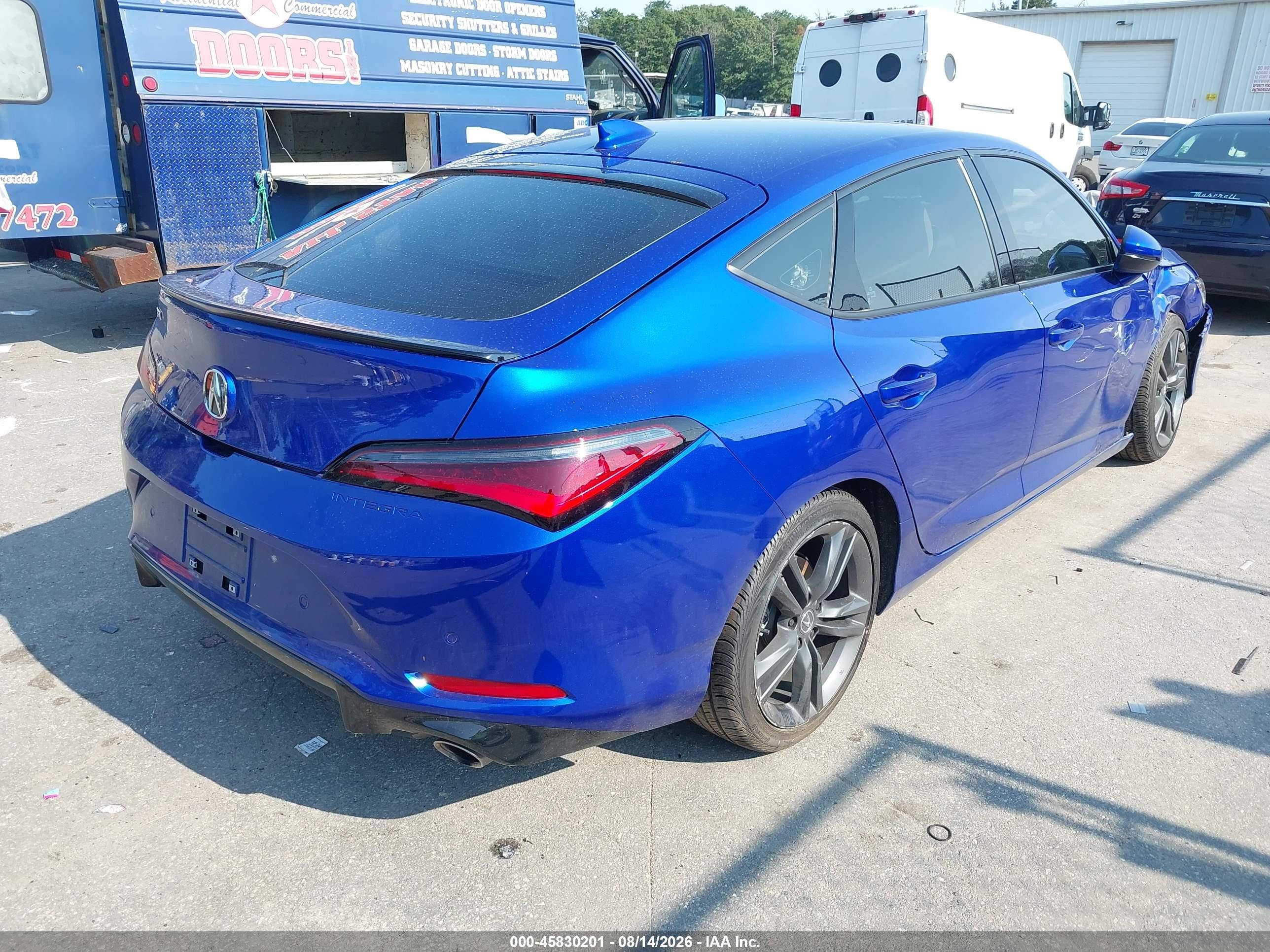 2025 Acura Integra VIN 19UDE4H60SA015521 IAAI salvage auction — Side, Wait Title, sold $9,000 on 2026-09-20 (photo 4)
