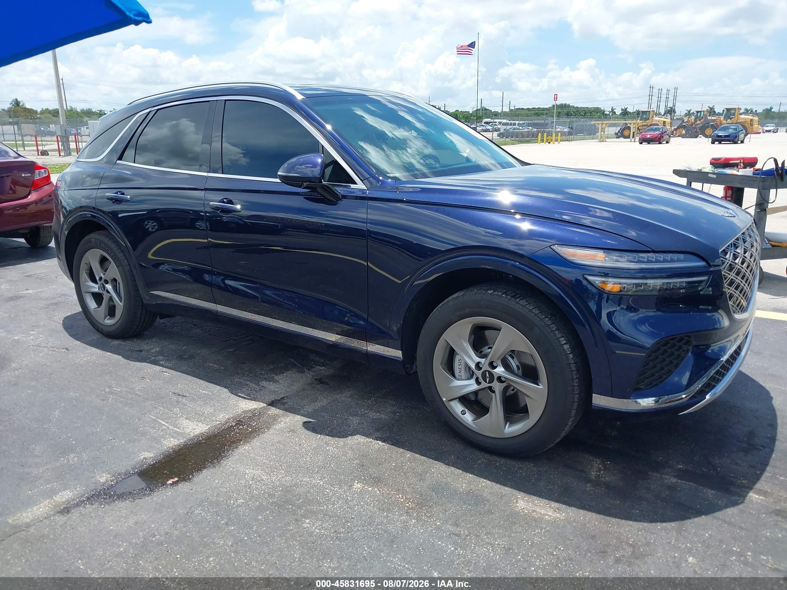 2026 Genesis GV70 VIN 5NMMADTB2TH067268 IAAI salvage auction — Side, Rebuildable (Florida), sold $18,600 on 2026-09-23 (photo 1)