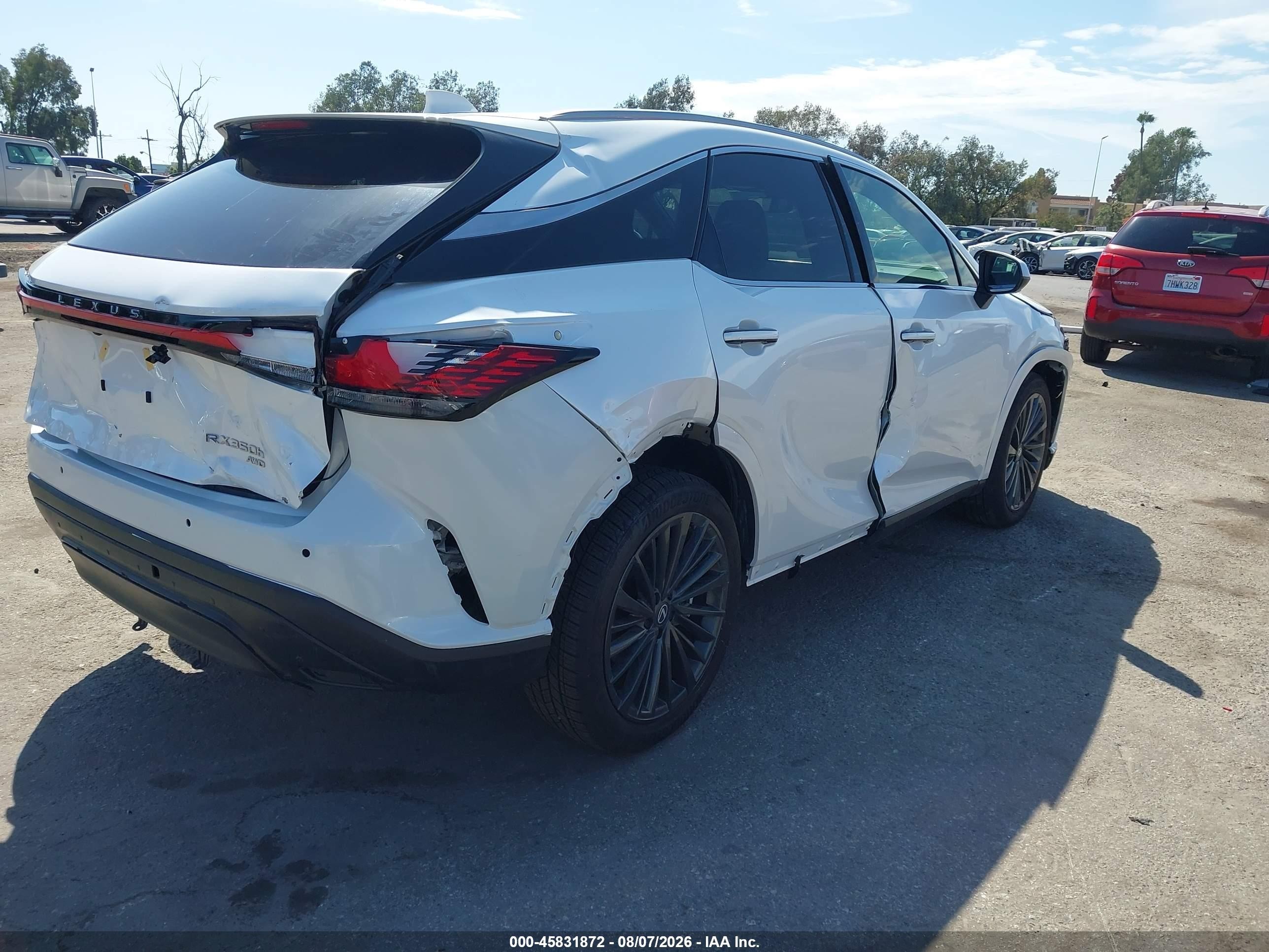 2026 Lexus Rx VIN 2T2BBMCA8TC108984 IAAI salvage auction — Front & Rear, Salvage (California), sold $19,700 on 2026-08-20 (photo 4)
