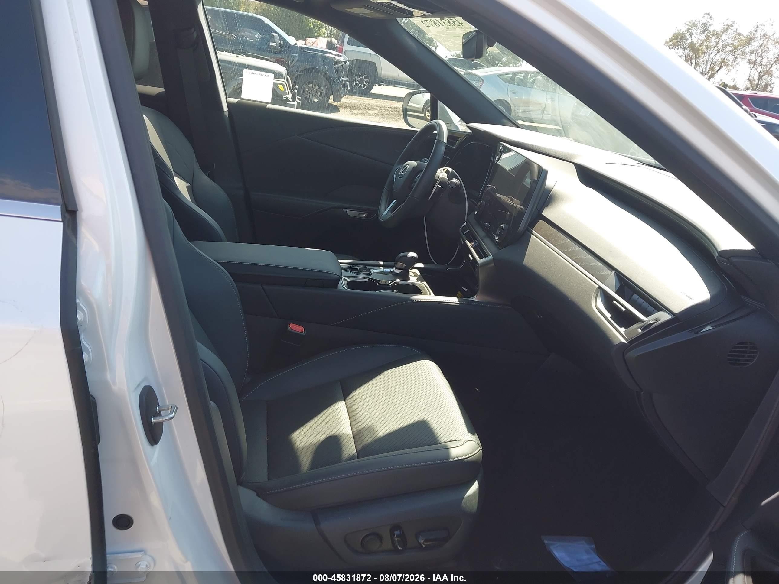 2026 Lexus Rx VIN 2T2BBMCA8TC108984 IAAI salvage auction — Front & Rear, Salvage (California), sold $19,700 on 2026-08-20 (photo 5)
