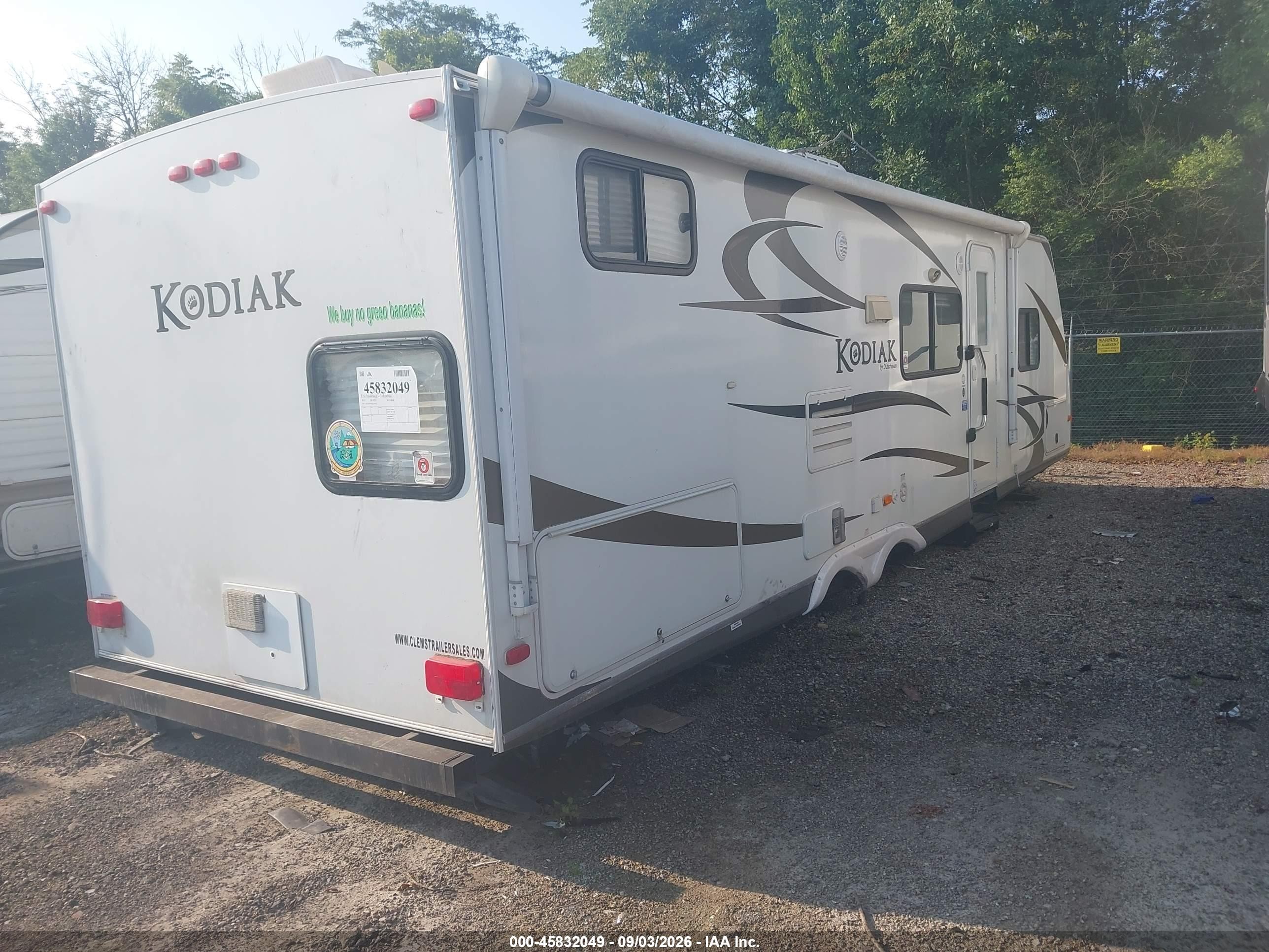 2011 Dutchmen Kodiak VIN 47CTS5P24BK129456 IAAI salvage auction — Unknown, Salvage (Ohio), sold $100 on 2026-09-23 (photo 4)