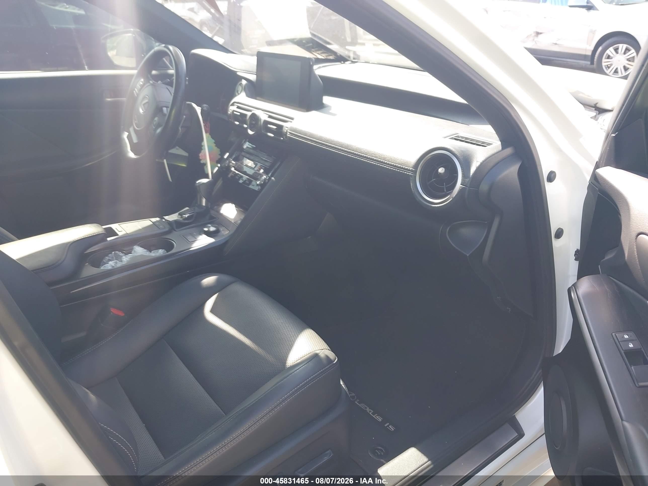2022 Lexus IS 300 VIN JTHDA1D28N5122193 IAAI salvage auction — Front End, Salvage Certificate (California), sold $12,600 on 2026-09-19 (photo 5)