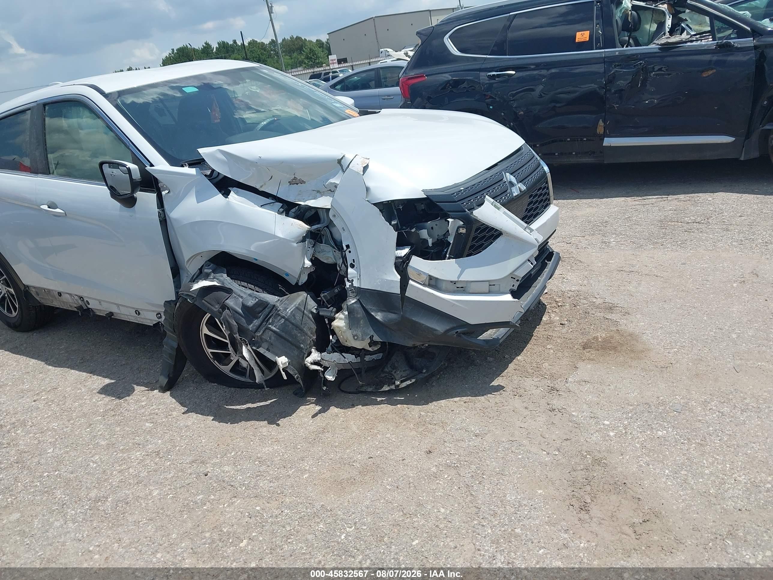 2022 Mitsubishi ECLIPSE VIN JA4ASUAA0NZ017830 IAAI salvage auction — Normal Wear, Original (Texas), sold $2,000 on 2026-08-26 (photo 1)