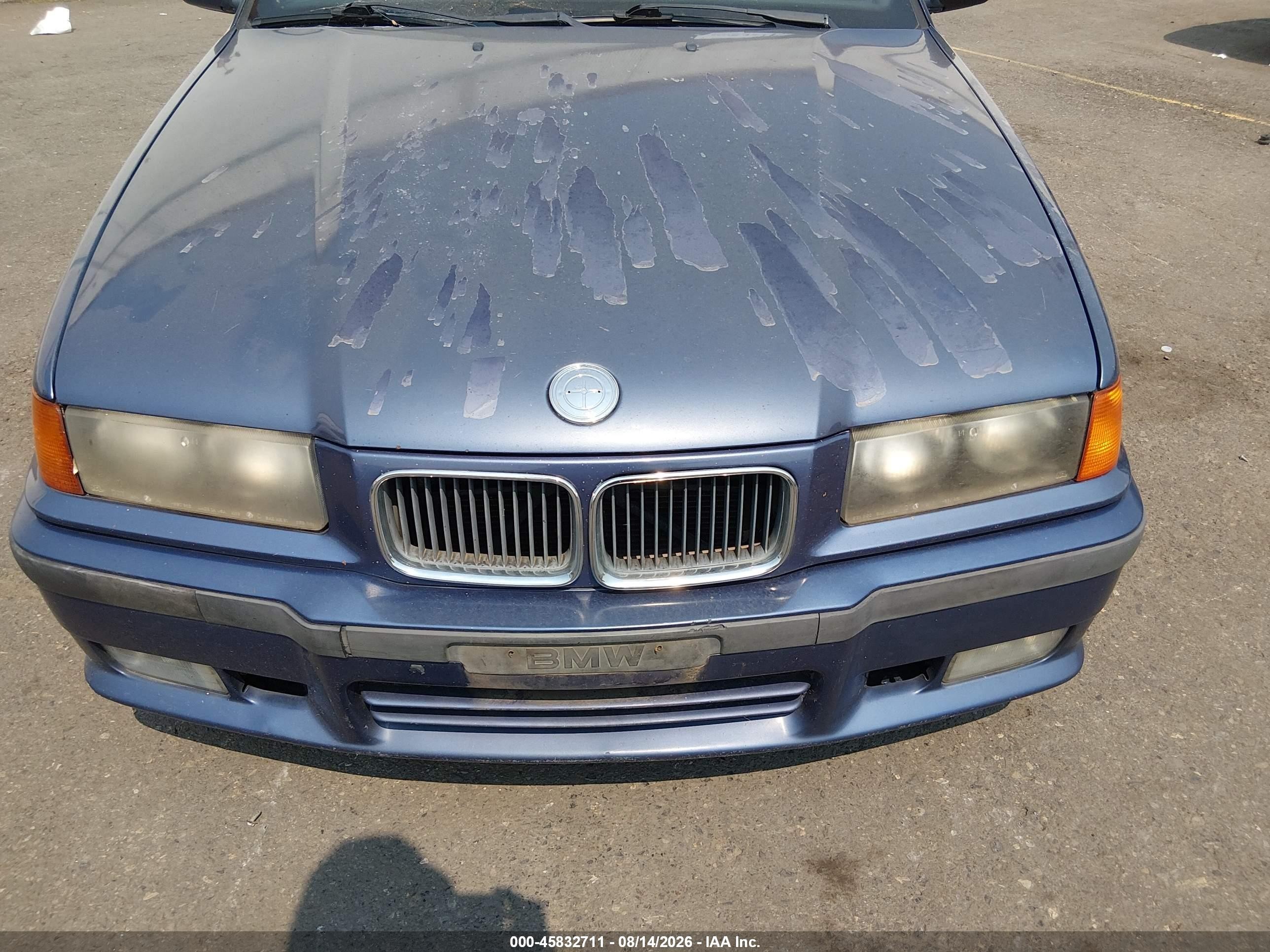 1996 BMW 3 series VIN WBACG8321TAU36405 IAAI salvage auction — Normal Wear, Clear-Dealer Only (Oregon), sold $325 on 2026-08-27 (photo 6)
