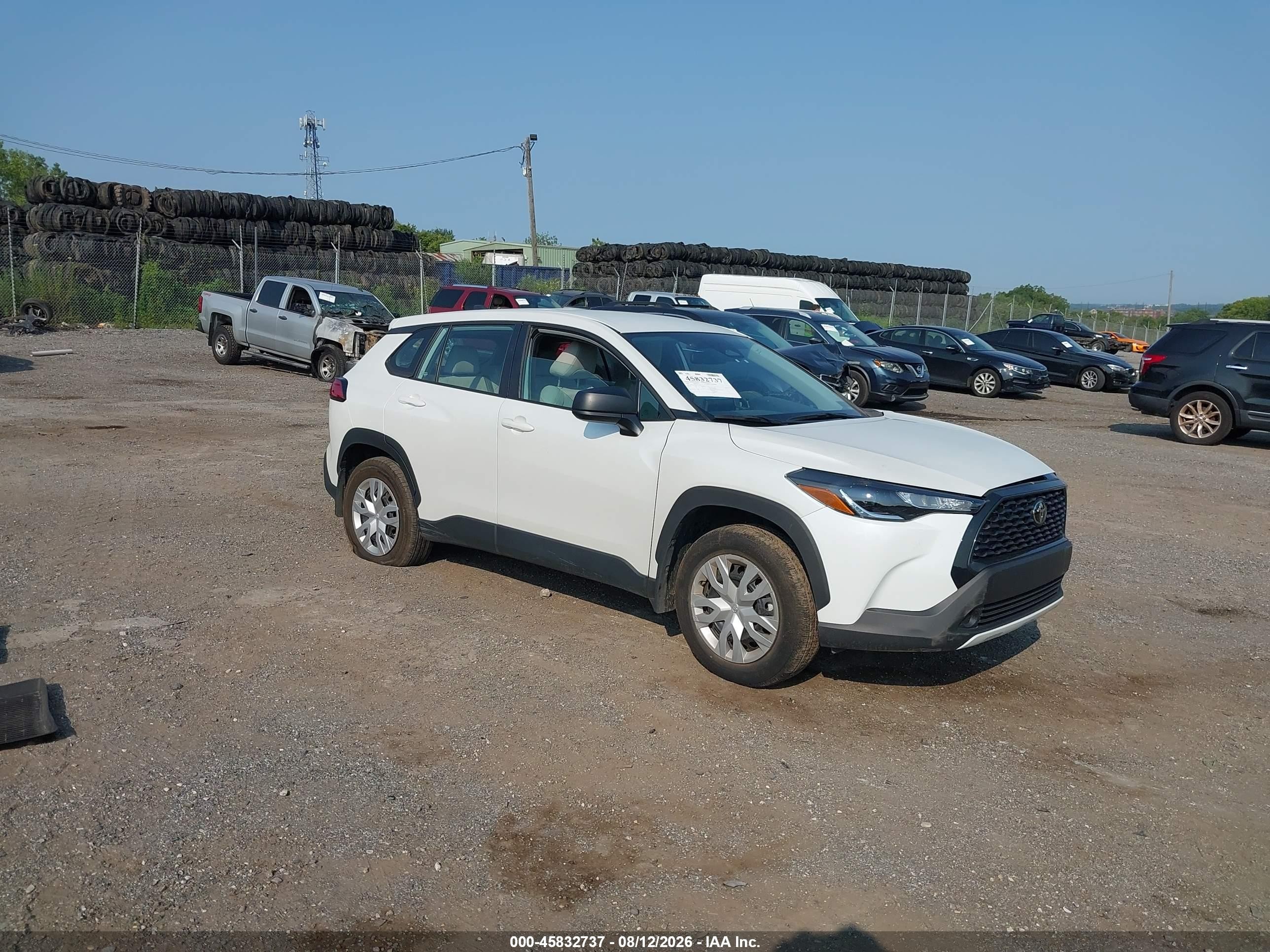 2025 Toyota Corolla Cross VIN 7MUAAAAG3SV128516 — IAAI salvage auction photo