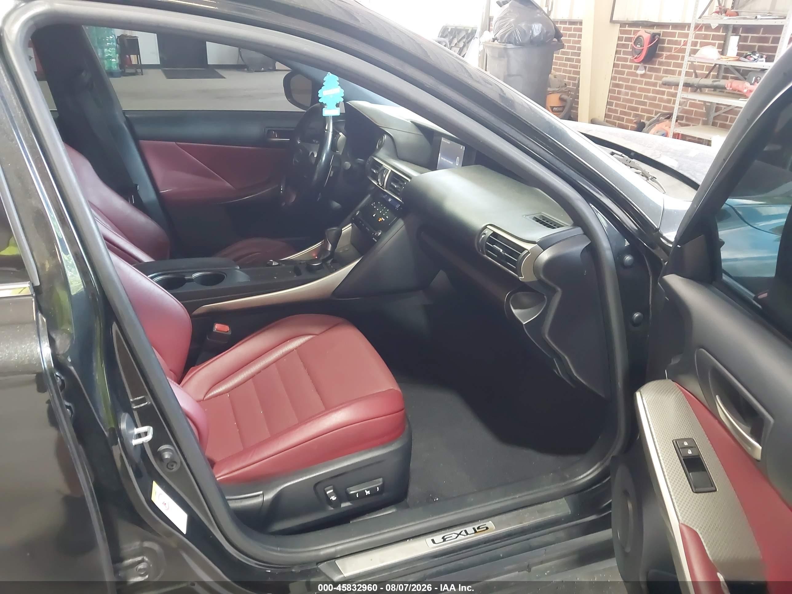 2017 Lexus IS 200t VIN JTHBA1D2XH5051316 IAAI salvage auction — Rear End, Salvage (North Carolina), sold $6,000 on 2026-09-12 (photo 5)