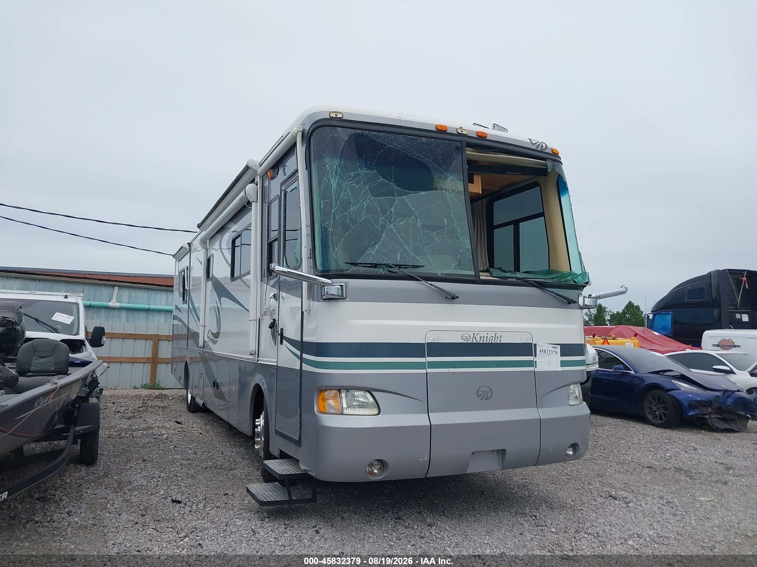 2005 Roadmaster Rail Monocoque VIN 1RF45454552030637 IAAI salvage auction — Front End, Salvage (Kentucky), sold $5,600 on 2026-09-09 (photo 6)