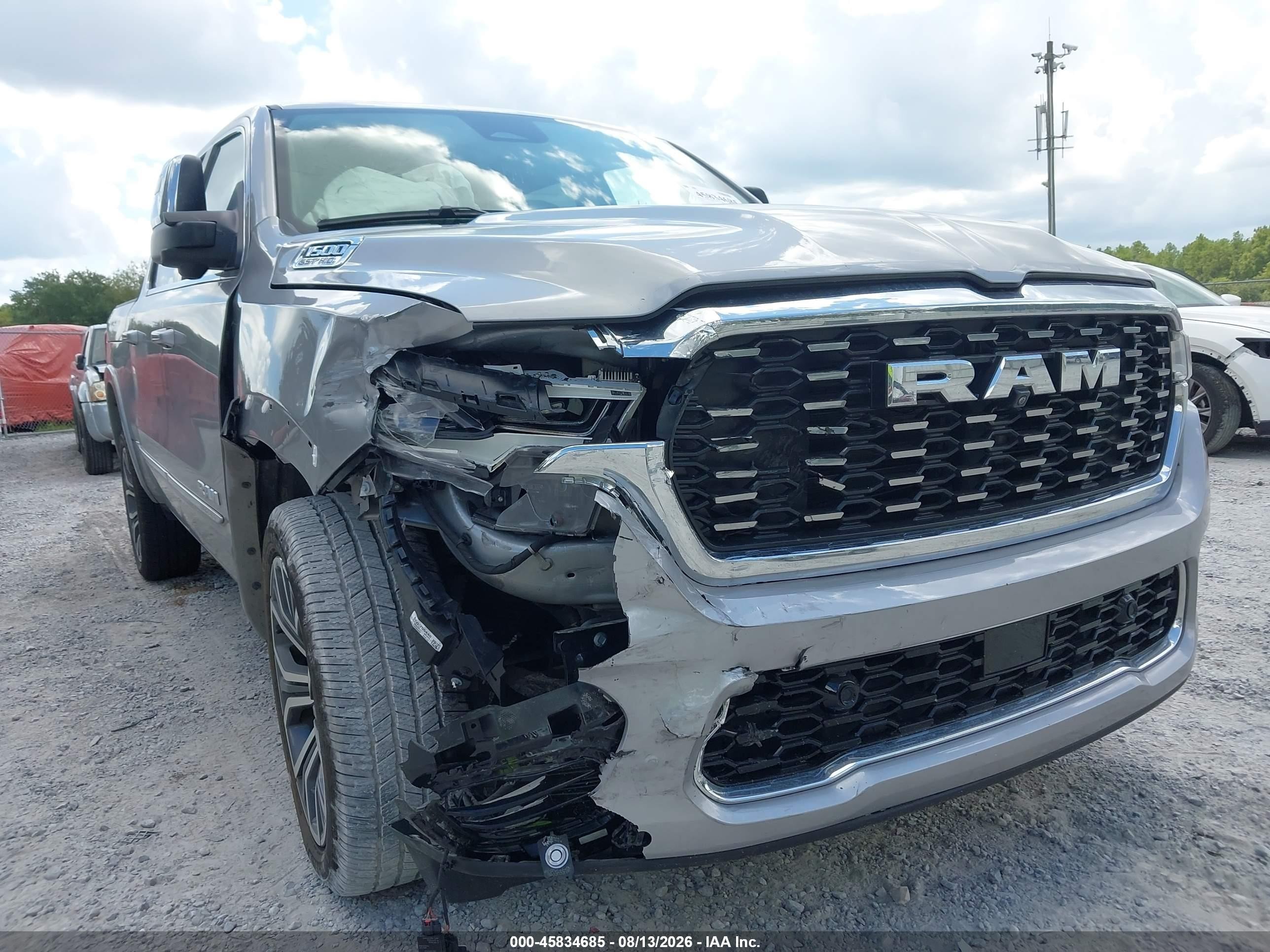 2025 Ram 1500 VIN 1C6SRFKP6SN702879 IAAI salvage auction — Unknown, Rebuildable (Florida), sold $35,250 on 2026-08-20 (photo 6)