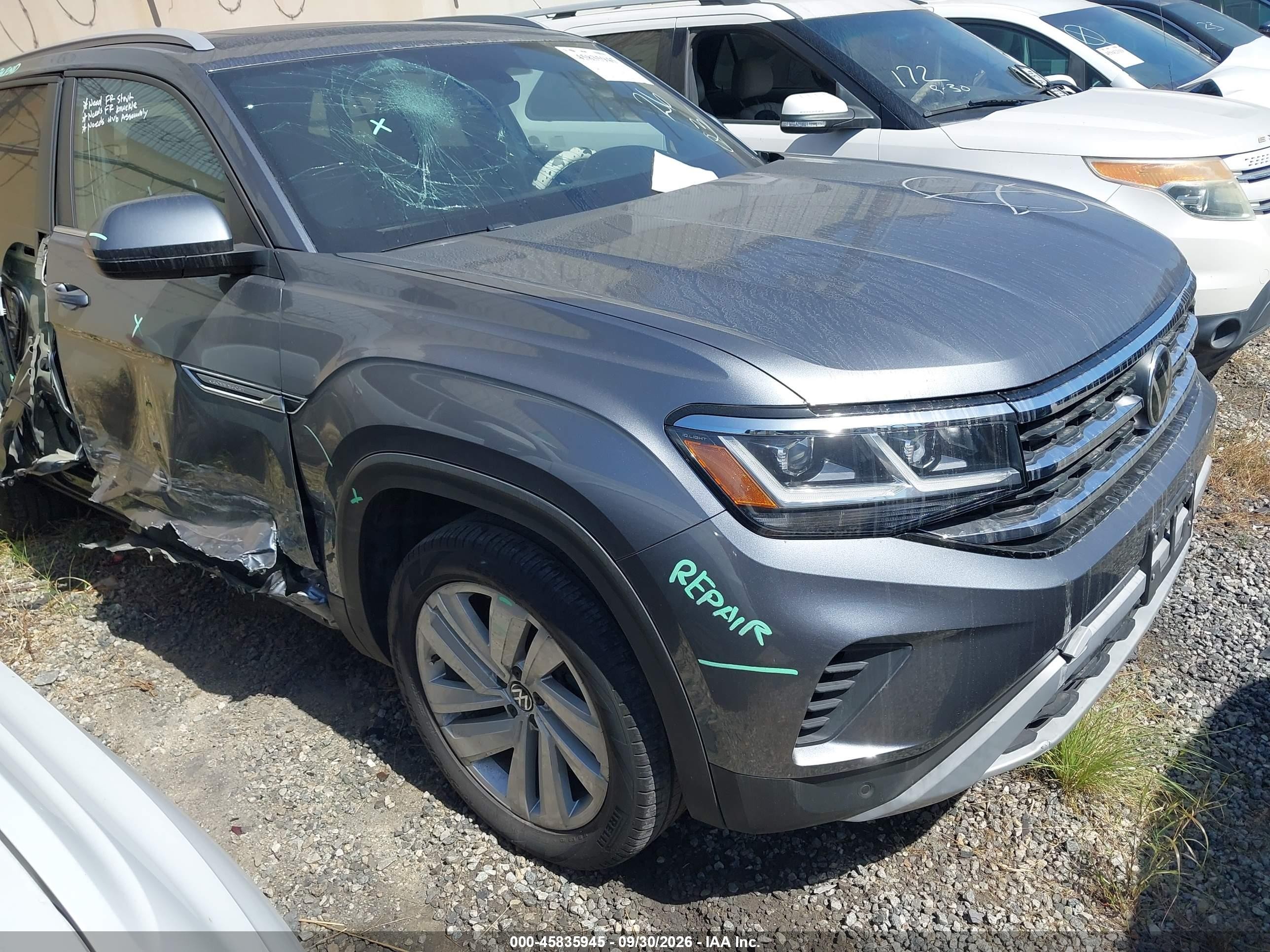 2021 Volkswagen Atlas Cross Sport VIN 1V2JE2CA0MC231103 — IAAI salvage auction photo