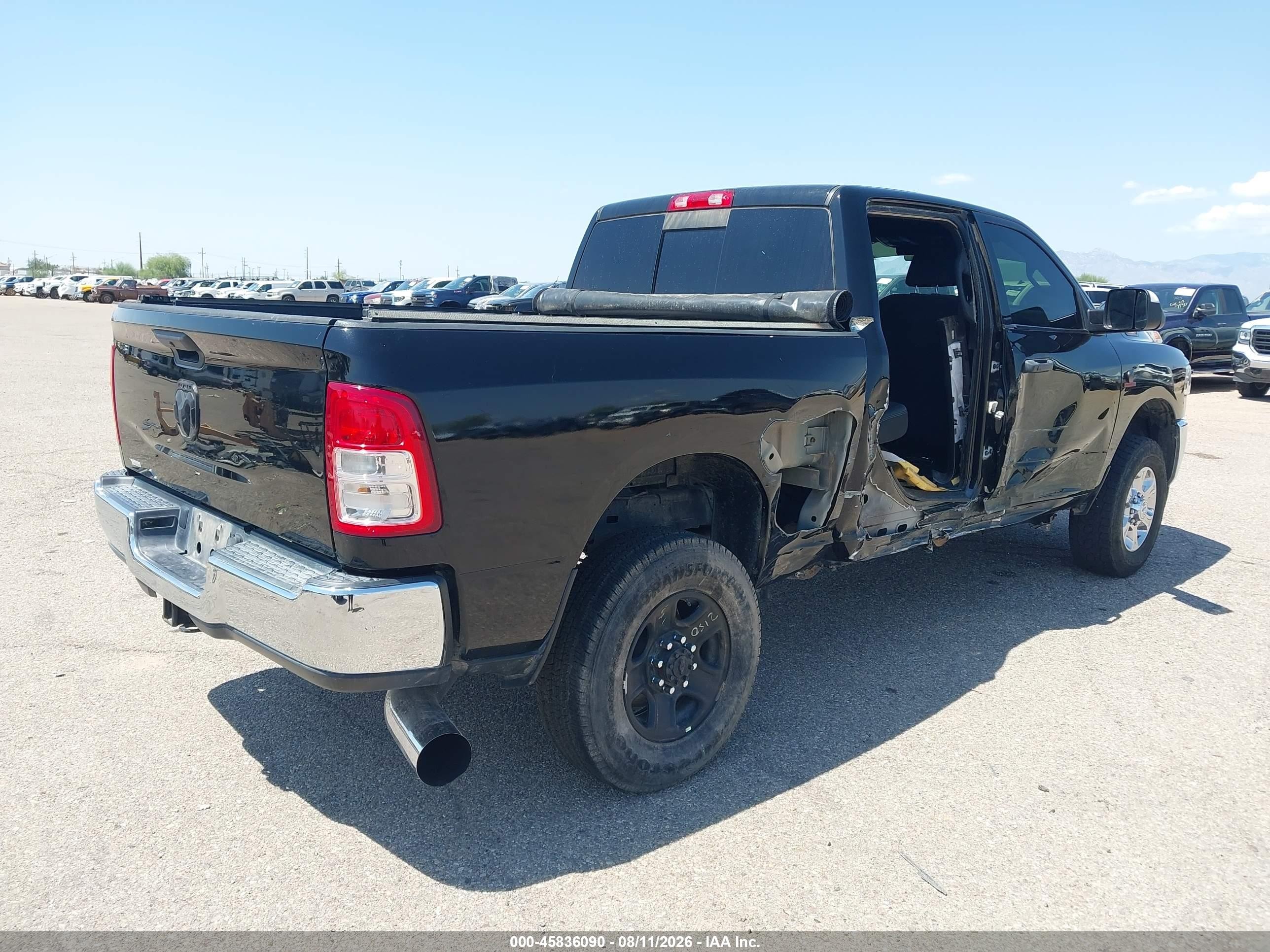 2022 Ram 2500 VIN 3C6UR5CL0NG350409 IAAI salvage auction — Side, Salvage (Arizona), sold $18,475 on 2026-10-01 (photo 4)