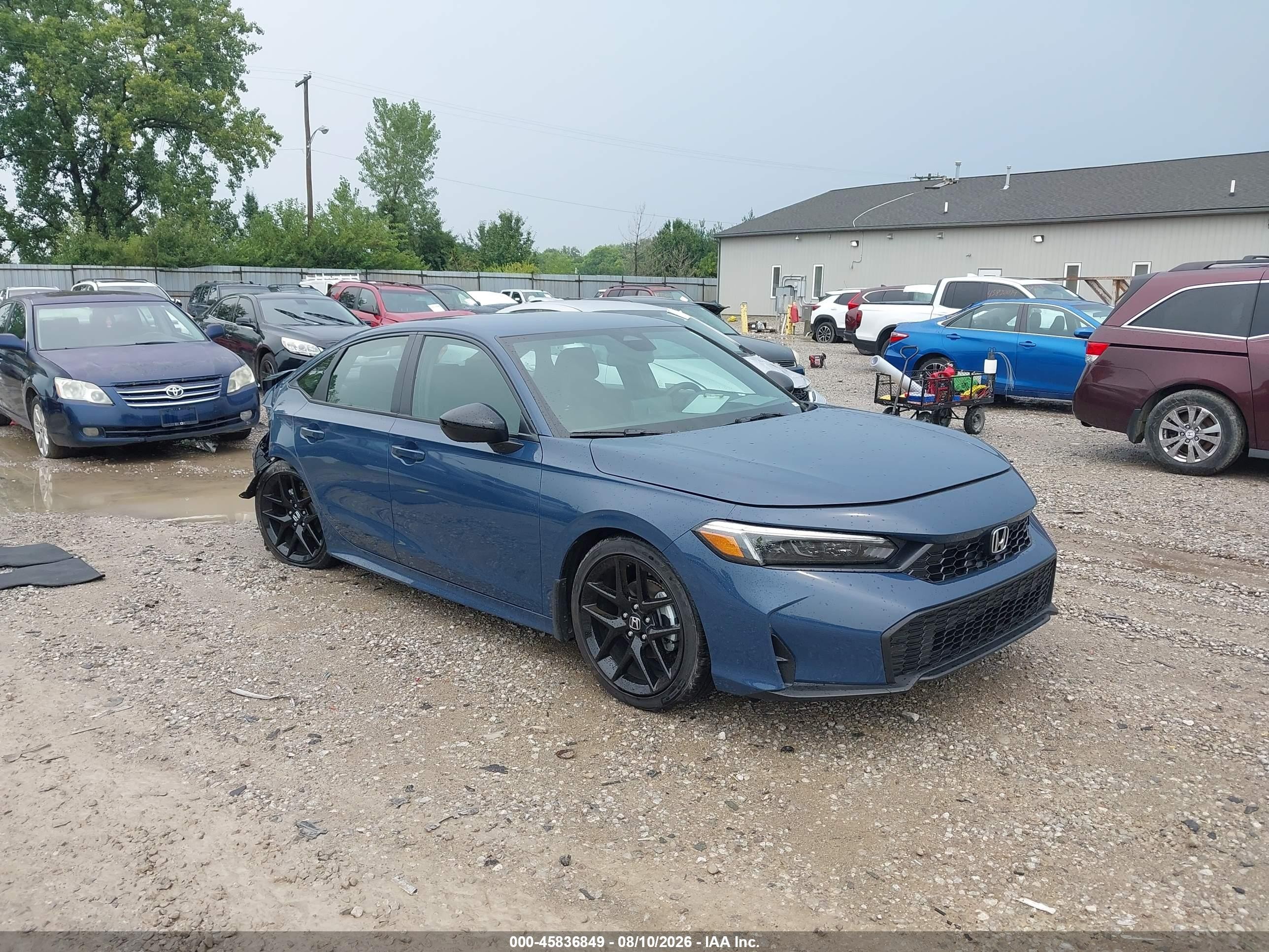 2026 Honda Civic VIN 2HGFE2F5XTH572558 — IAAI salvage auction photo