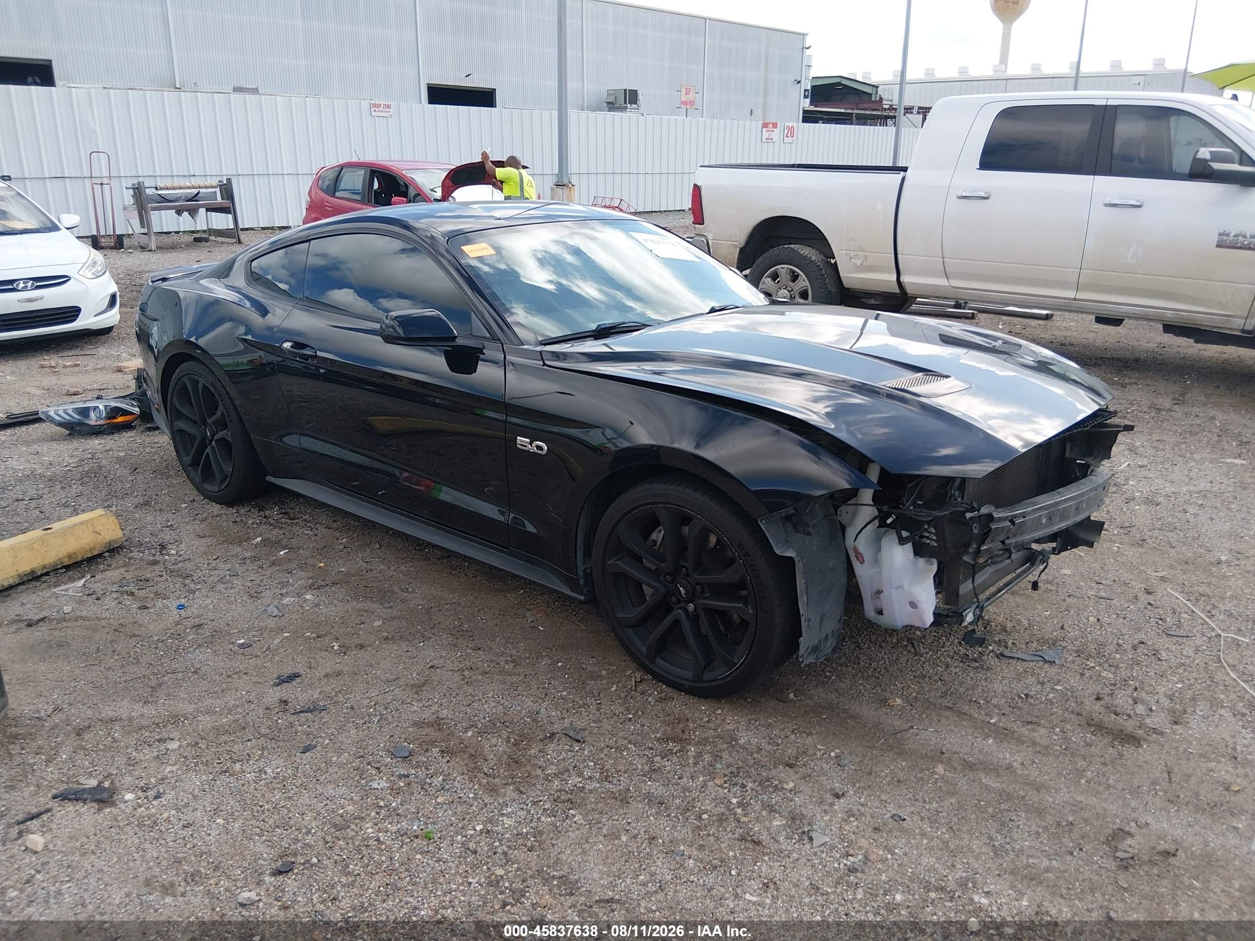 2018 Ford Mustang VIN 1FA6P8CF9J5144693 — IAAI salvage auction photo