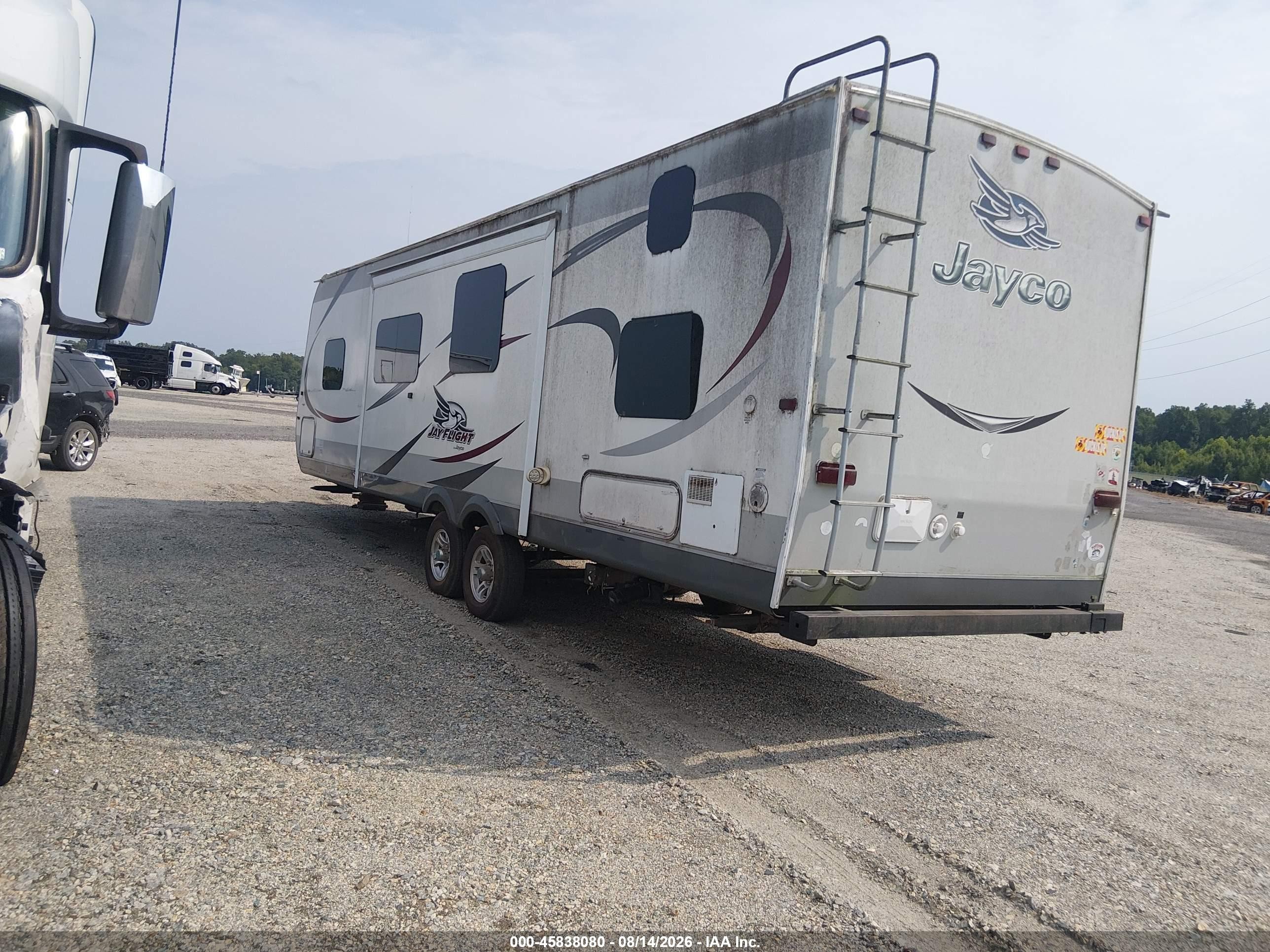 2015 Jayco Jayfl184bh VIN 1UJBJ0BR5F1TC0480 IAAI salvage auction — Front End, Salvage - Greater Than 75% (Maryland), sold $100 on 2026-09-14 (photo 3)