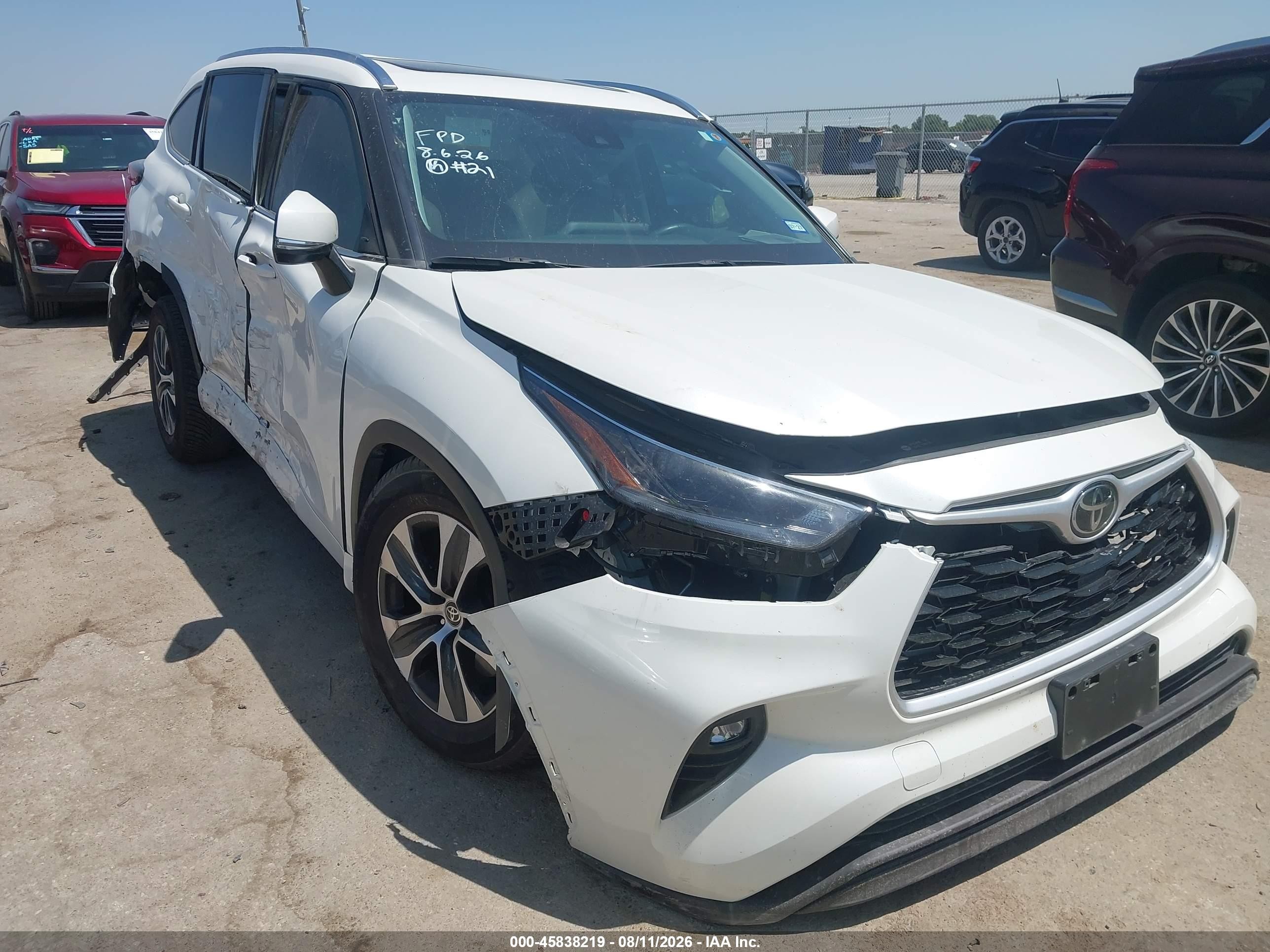 2021 Toyota Highlander VIN 5TDGZRAH9MS533979 — IAAI salvage auction photo