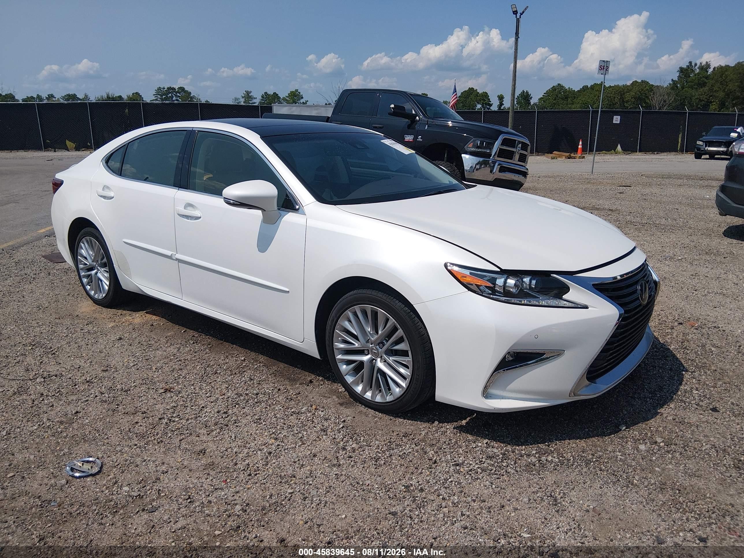 2016 Lexus ES 350 VIN JTHBK1GG4G2228057 — IAAI salvage auction photo