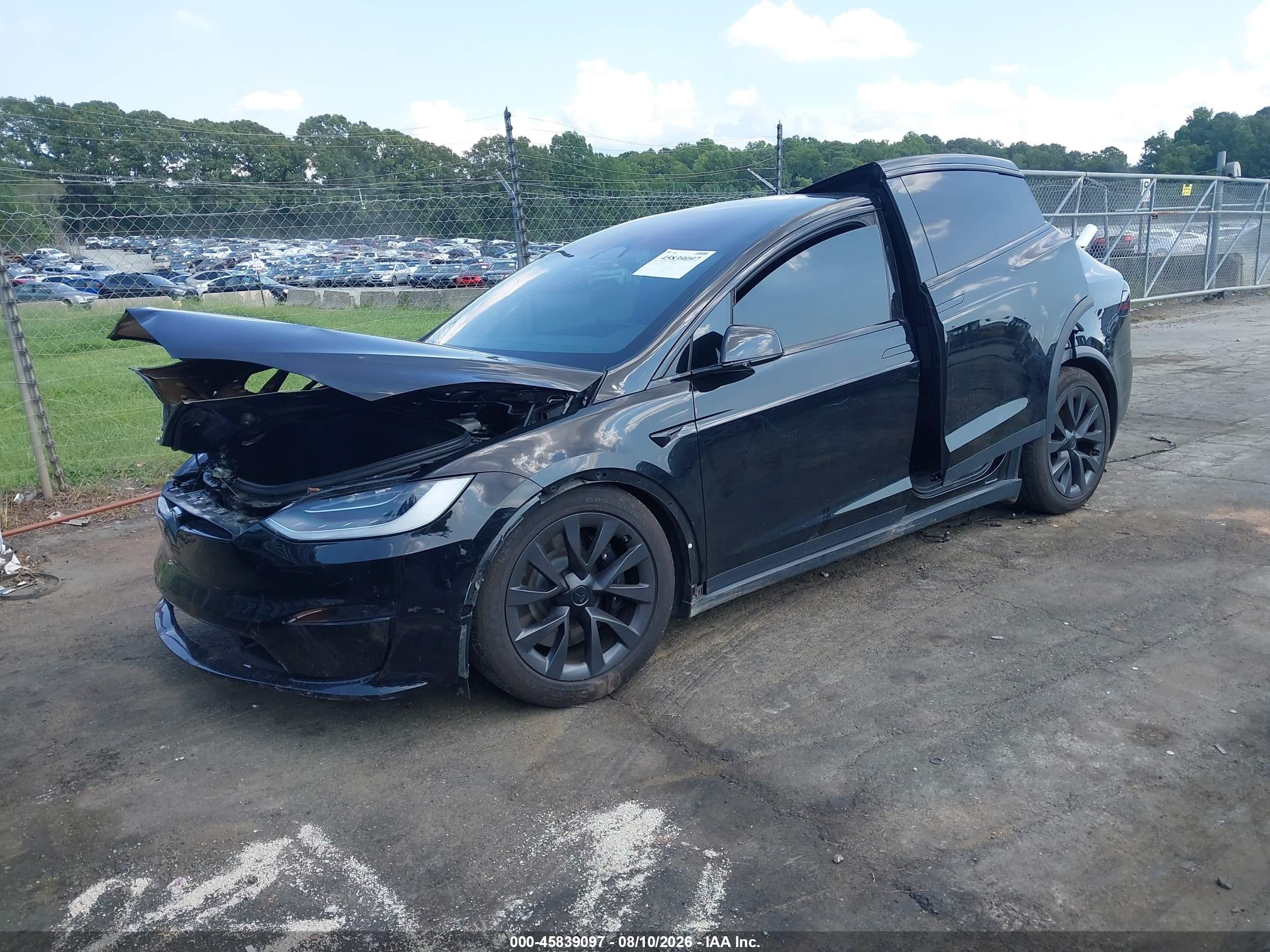 2023 Tesla Model X VIN 7SAXCBE57PF375761 IAAI salvage auction — Front End, Salvage (North Carolina), sold $17,100 on 2026-09-11 (photo 2)