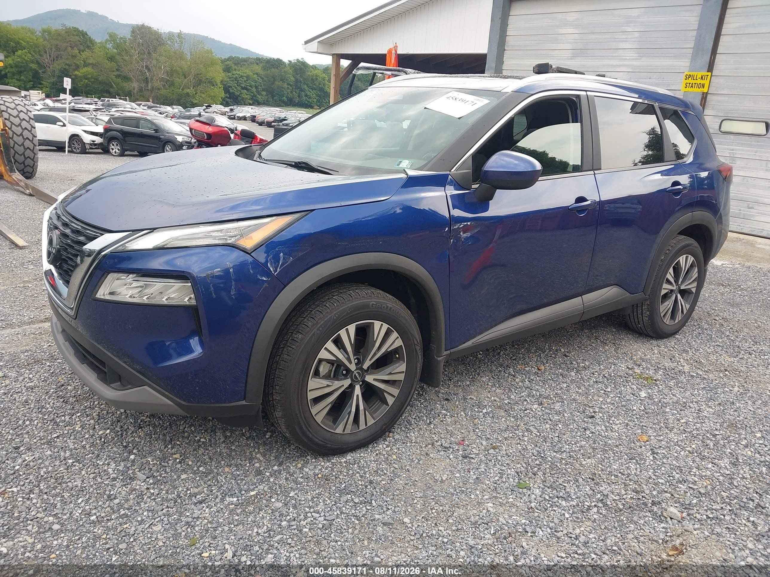2023 Nissan Rogue VIN 5N1BT3BB6PC862336 IAAI salvage auction — Front & Rear, Salvage (Virginia), sold $5,600 on 2026-09-24 (photo 2)