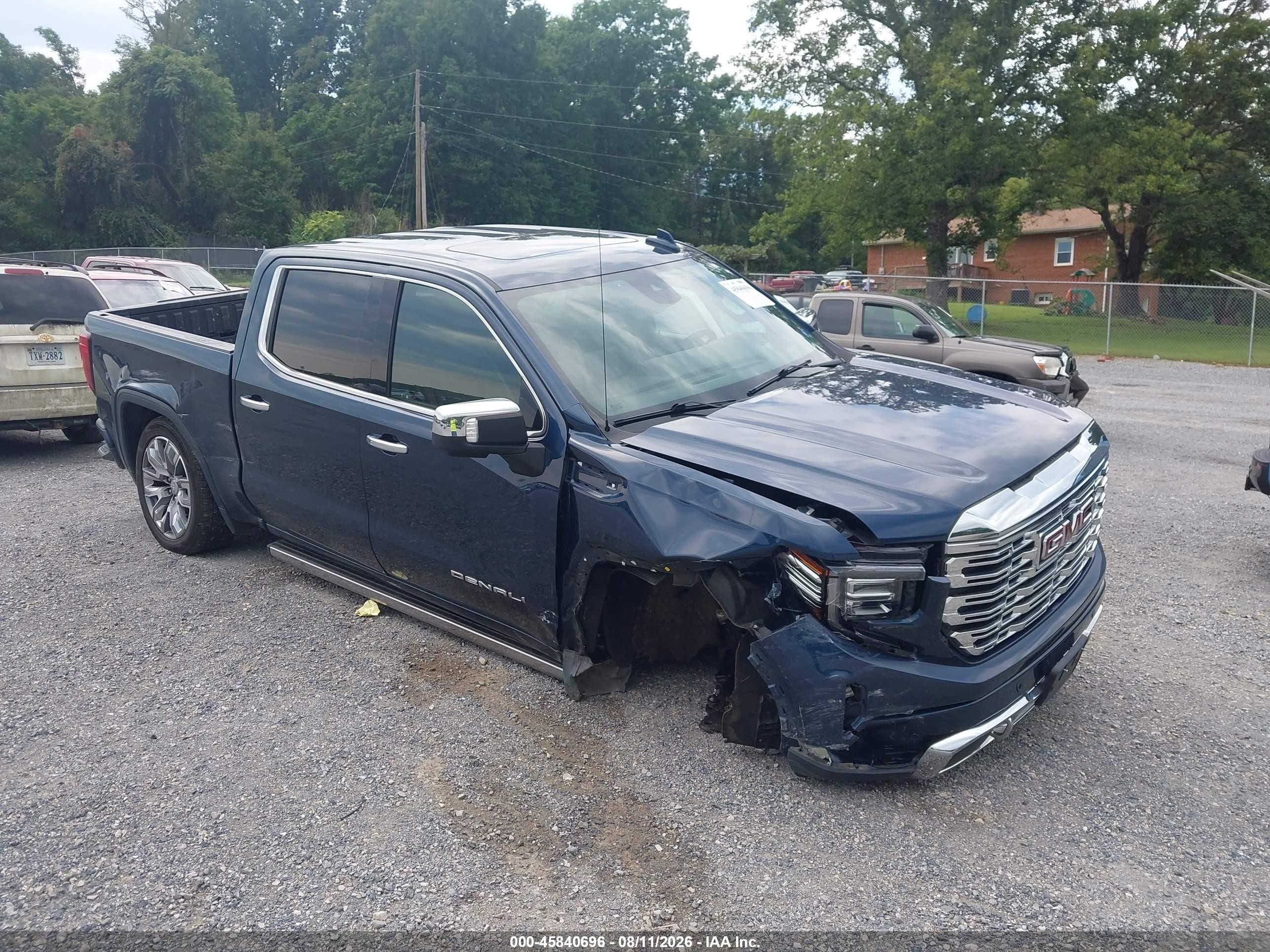 2023 GMC Sierra 1500 VIN 3GTUUGED4PG239485 — IAAI salvage auction photo