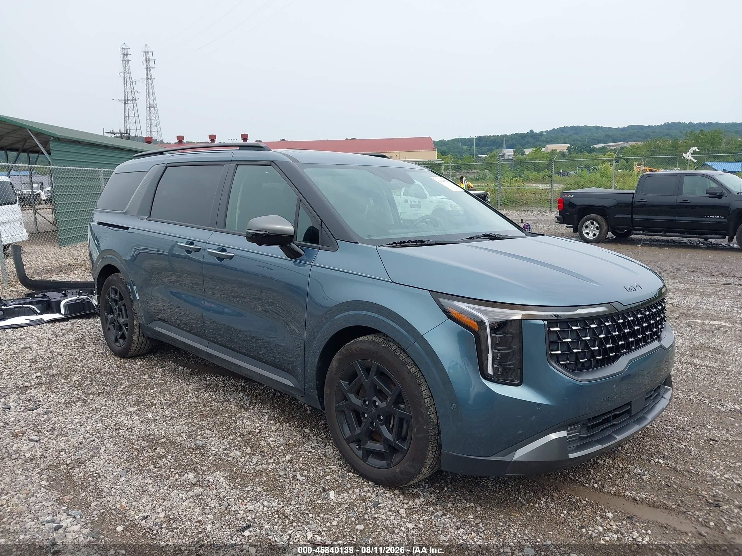 2025 Kia Carnival VIN KNDNE5K3XS6503935 — IAAI salvage auction photo