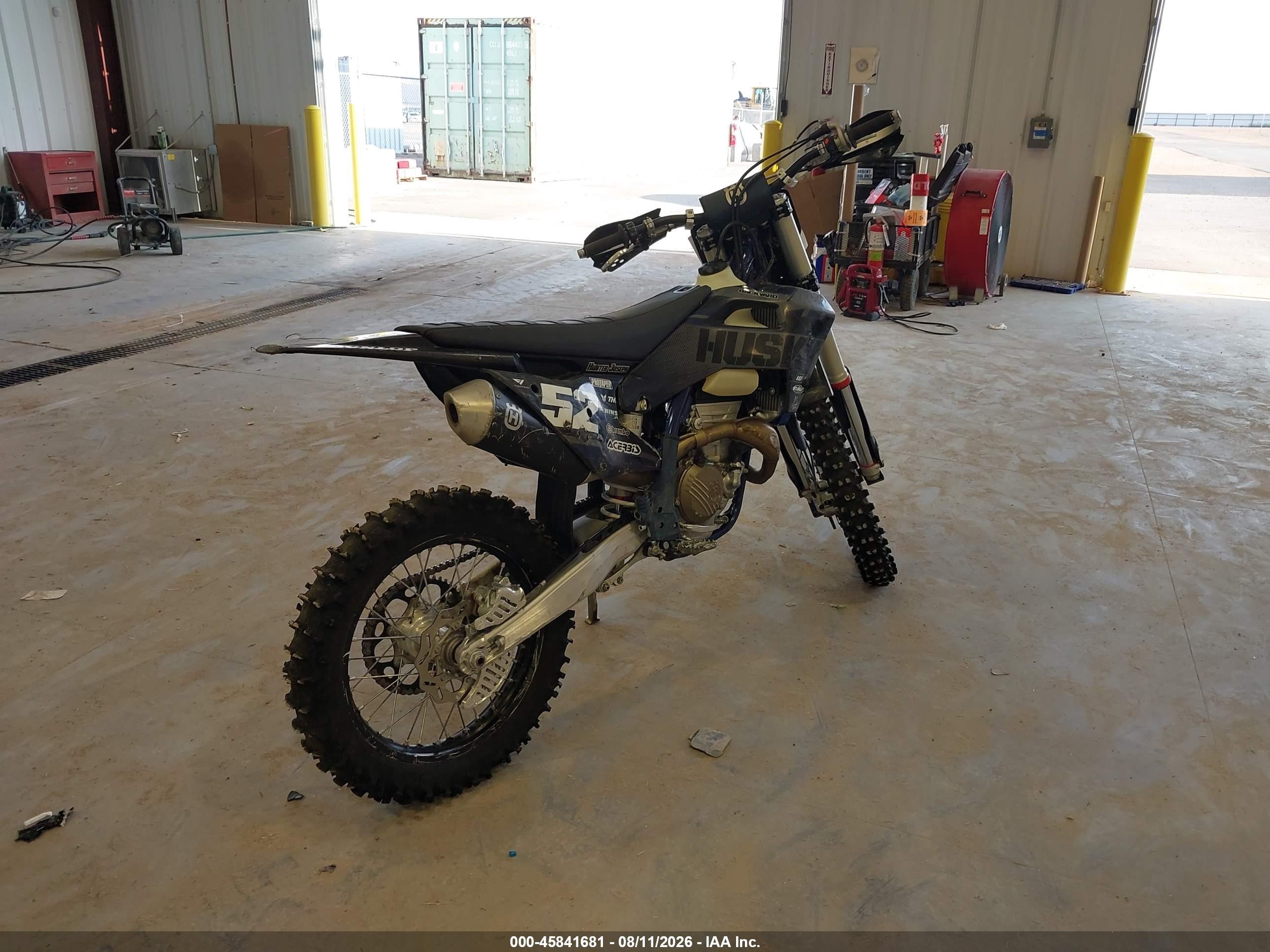 2025 Husqvarna Fx VIN VBKUCP438SM236461 IAAI salvage auction — All Over, Salvage (Utah), sold $3,150 on 2026-09-09 (photo 4)
