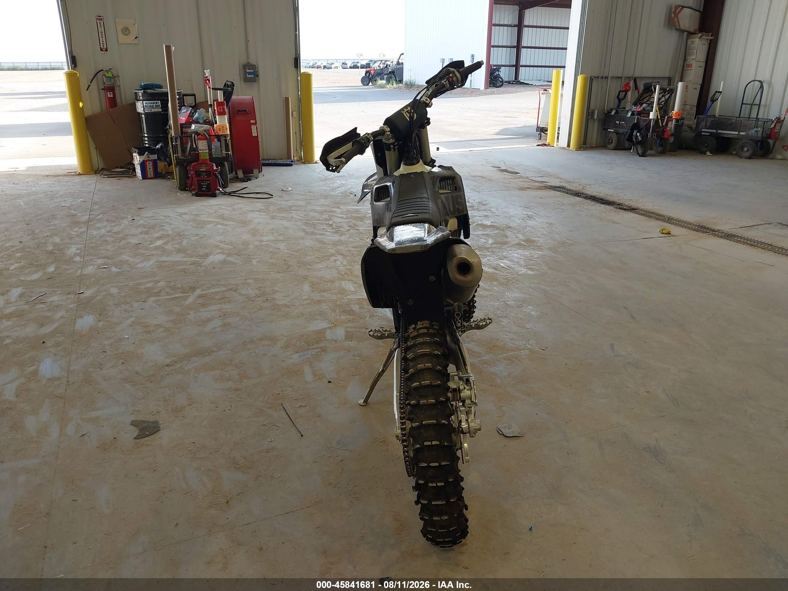 2025 Husqvarna Fx VIN VBKUCP438SM236461 IAAI salvage auction — All Over, Salvage (Utah), sold $3,150 on 2026-09-09 (photo 6)