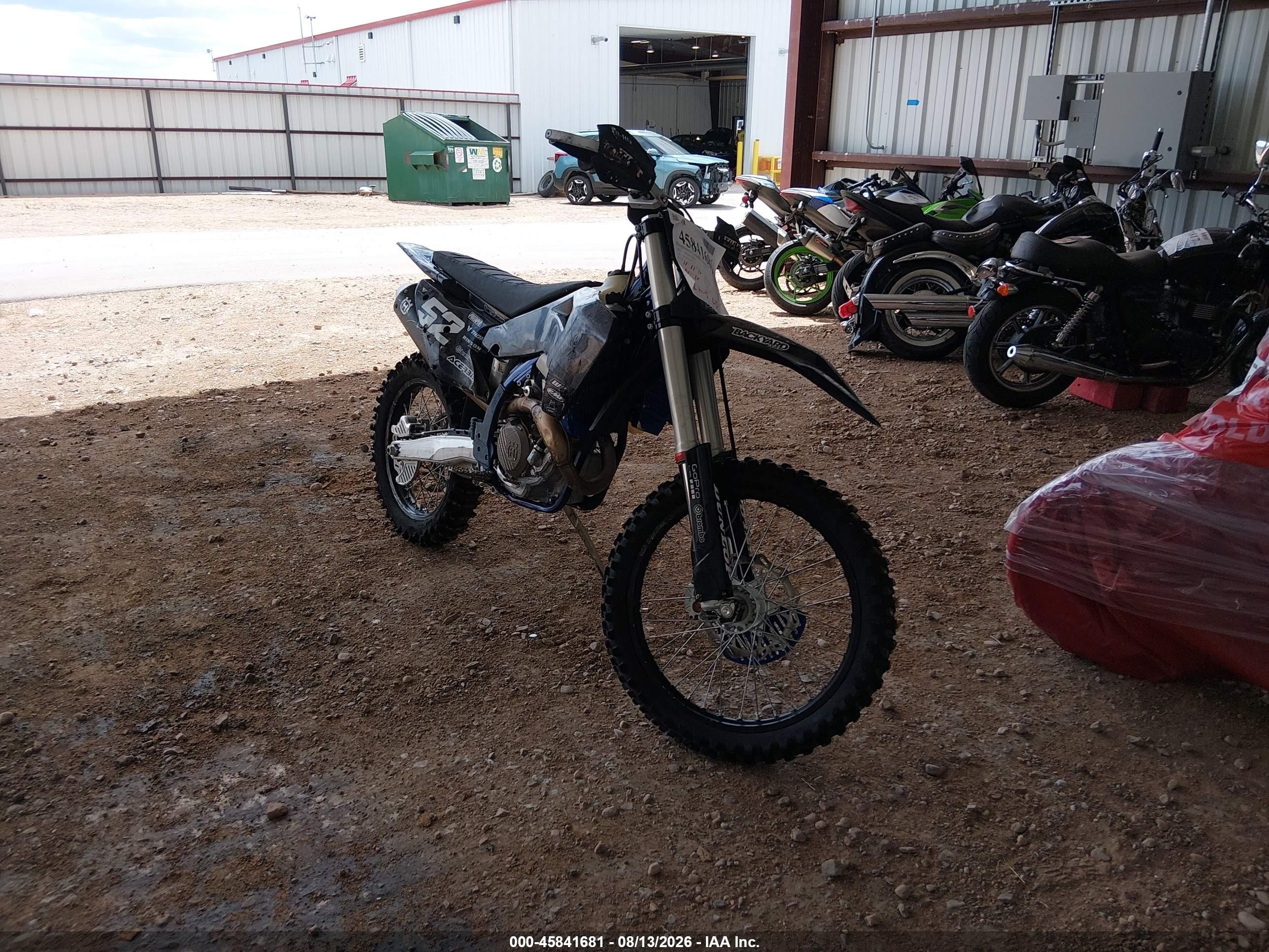 2025 Husqvarna Fx VIN VBKUCP438SM236461 IAAI salvage auction — All Over, Salvage (Utah), sold $3,150 on 2026-09-09 (photo 1)
