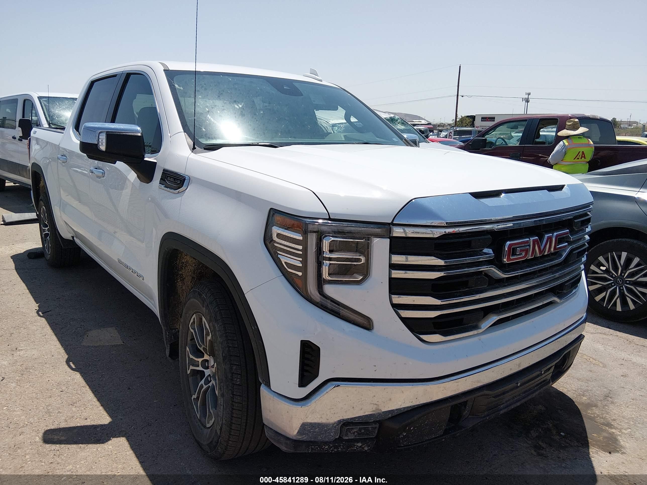 2025 GMC Sierra 1500 VIN 1GTUUDED4SZ260621 — IAAI salvage auction photo