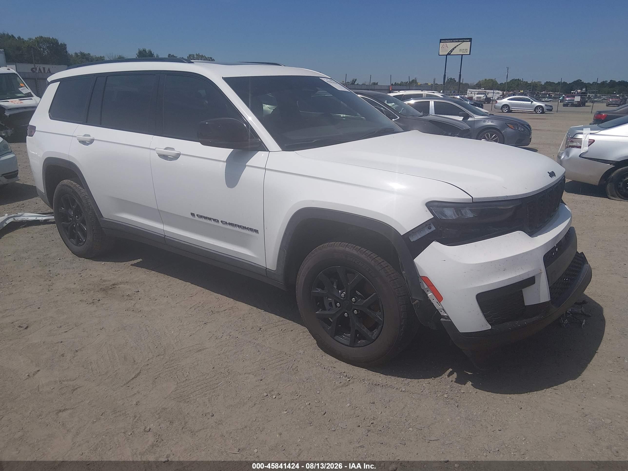 2025 Jeep Grand Cherokee L VIN 1C4RJKAG2S8669726 IAAI salvage auction — Unknown, Clear (Arkansas), sold $13,400 on 2026-09-10 (photo 1)