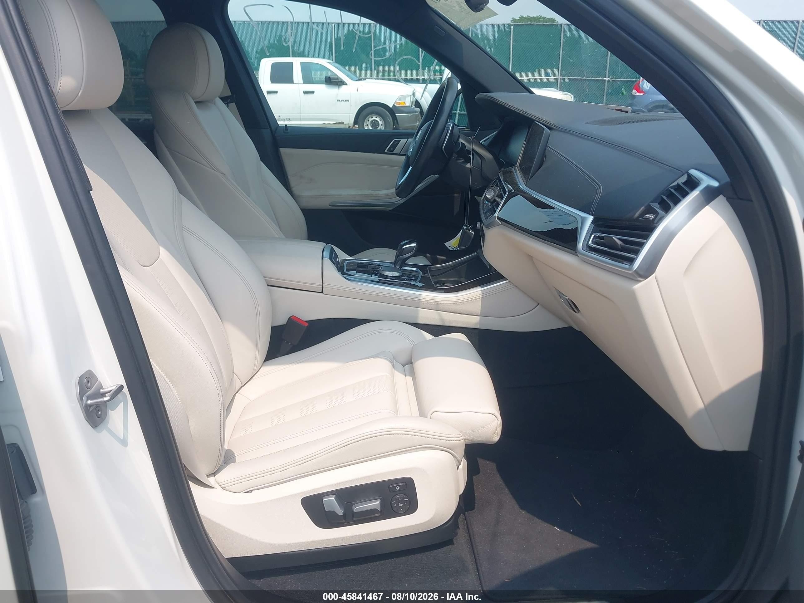 2020 BMW X5 VIN 5UXCR6C08L9B92979 IAAI salvage auction — Front End, Salvage (Indiana), sold $17,900 on 2026-09-10 (photo 5)