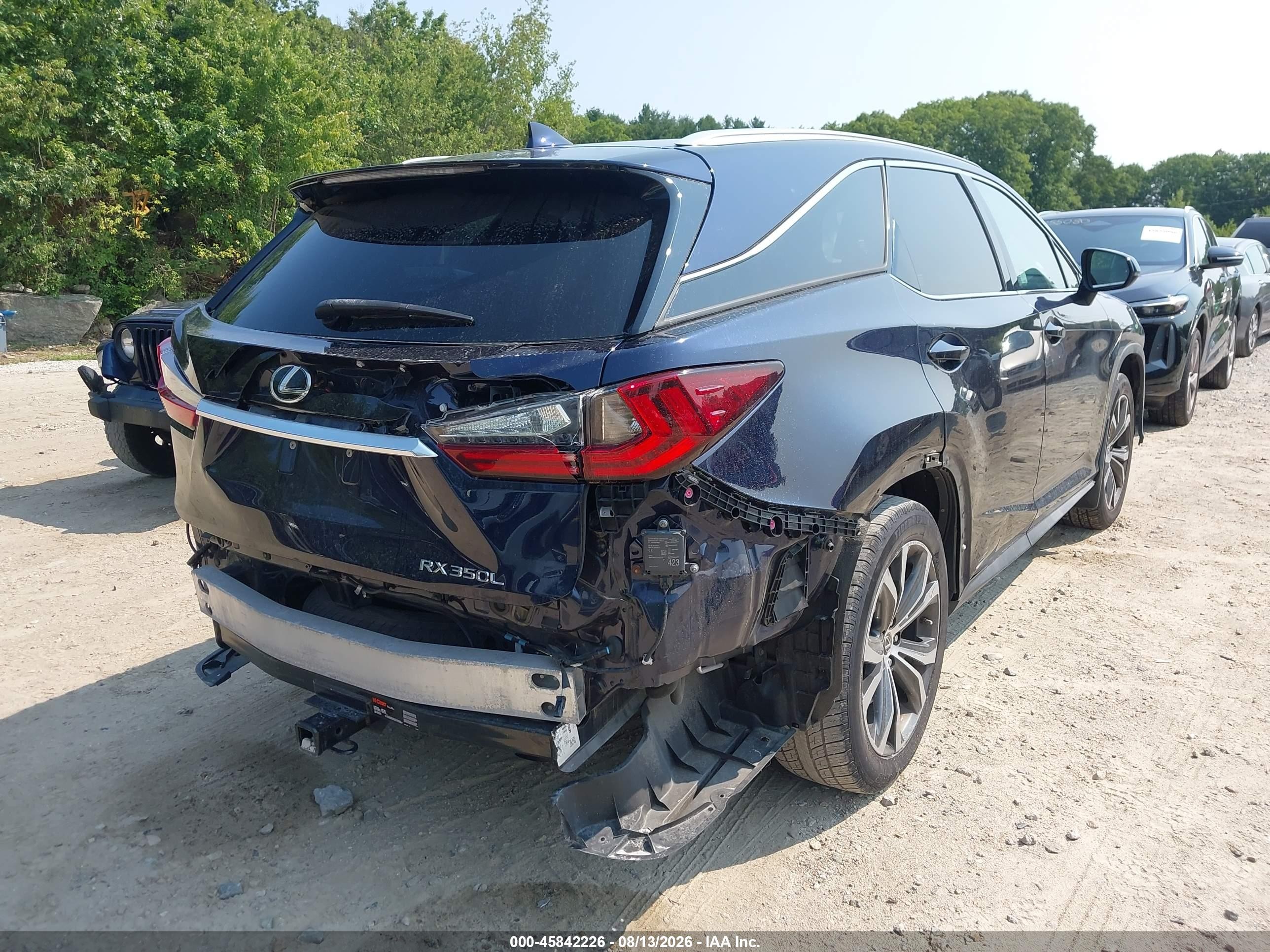 2018 Lexus Rx VIN JTJDZKCA8J2009698 IAAI salvage auction — Front & Rear, Salvage (Massachusetts), sold $9,300 on 2026-09-11 (photo 4)
