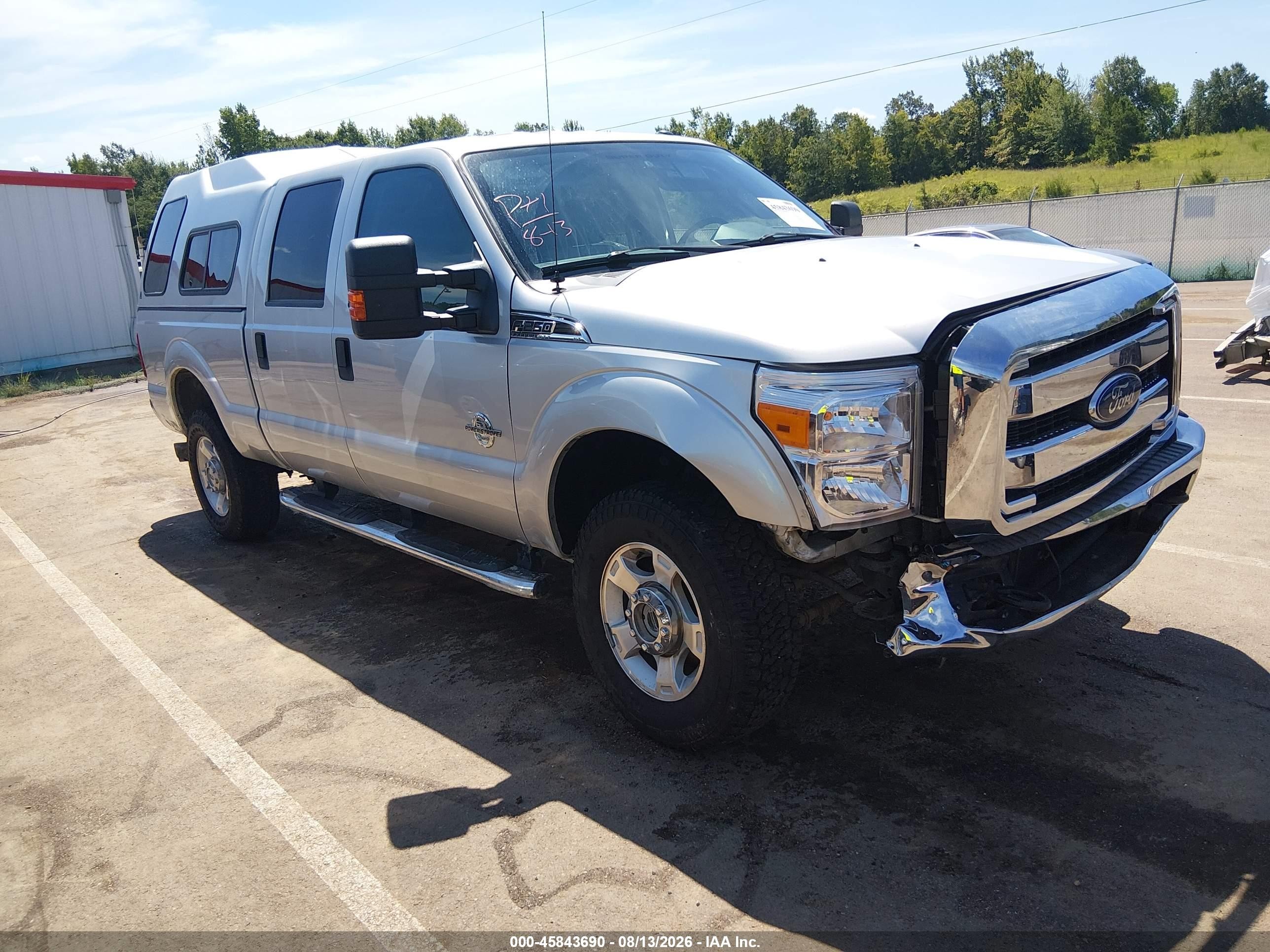 2016 Ford F-250 VIN 1FT7W2BT7GED25130 — IAAI salvage auction photo