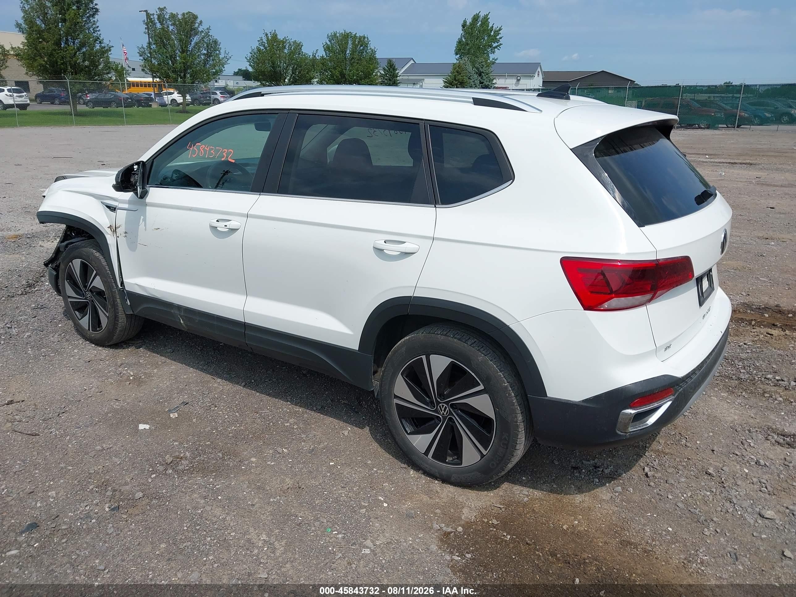 2024 Volkswagen Taos VIN 3VVVX7B23RM130133 IAAI salvage auction — Unknown, Enterprise Vehicles Clear Only (Wyoming), sold $8,475 on 2026-08-18 (photo 3)