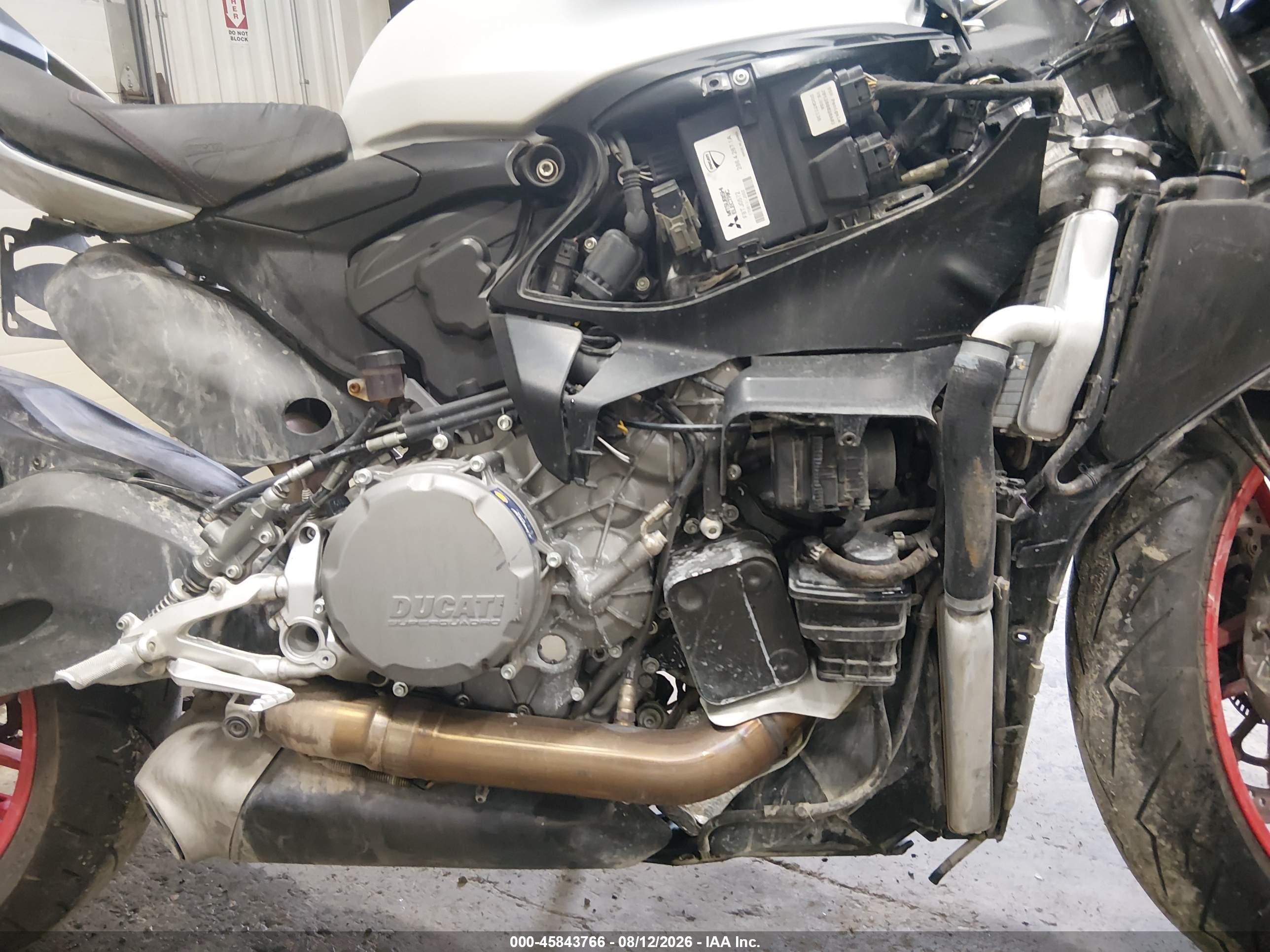 2018 Ducati Panigale VIN ZDM14B1W5JB007172 IAAI salvage auction — Front End, Bill Of Sale (Alaska), sold $1,200 on 2026-09-02 (photo 8)