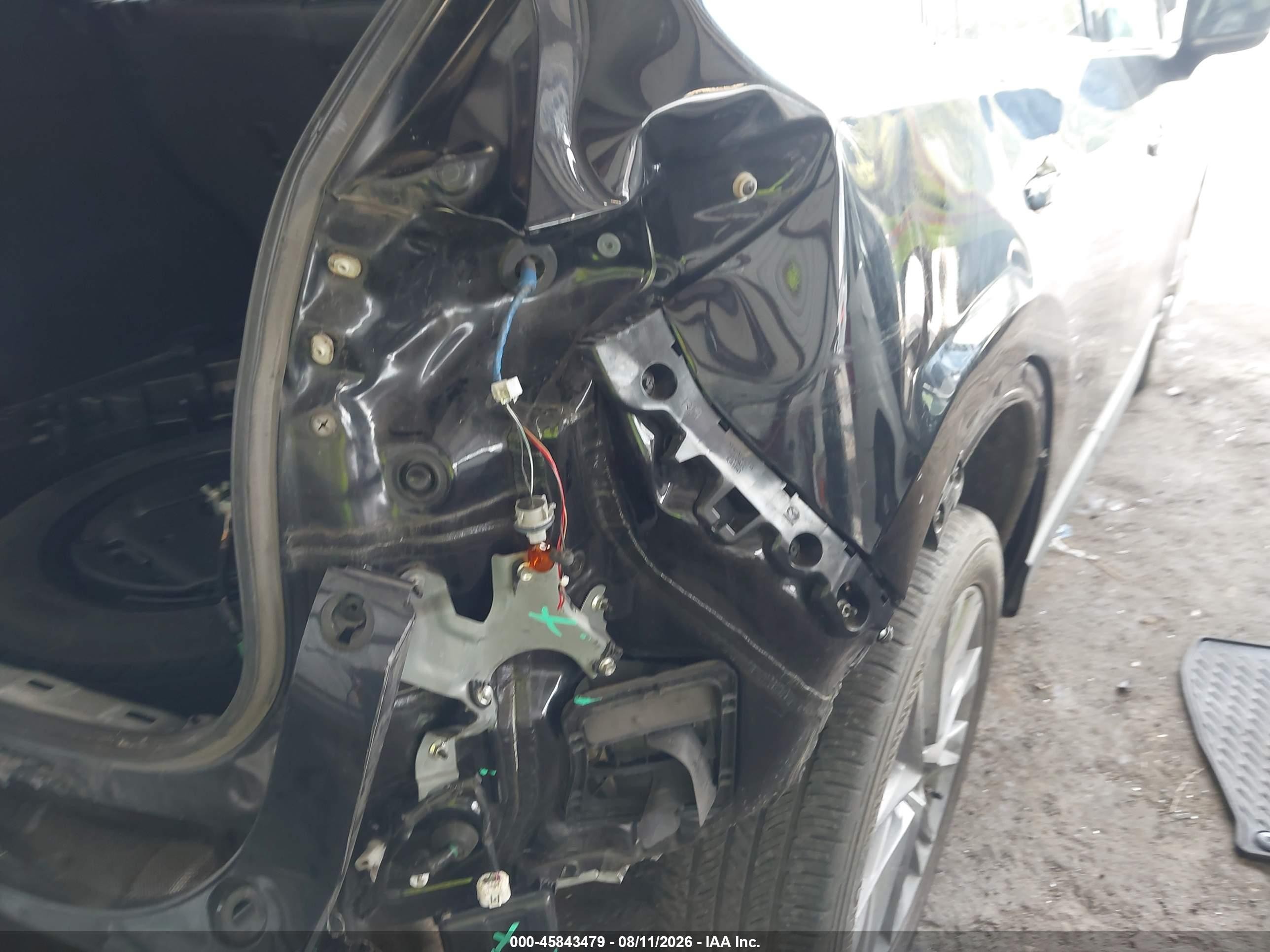 2020 Mazda CX-5 VIN JM3KFADM5L0828308 IAAI salvage auction — Rear End, Rebuildable (Florida), sold $5,000 on 2026-09-11 (photo 6)