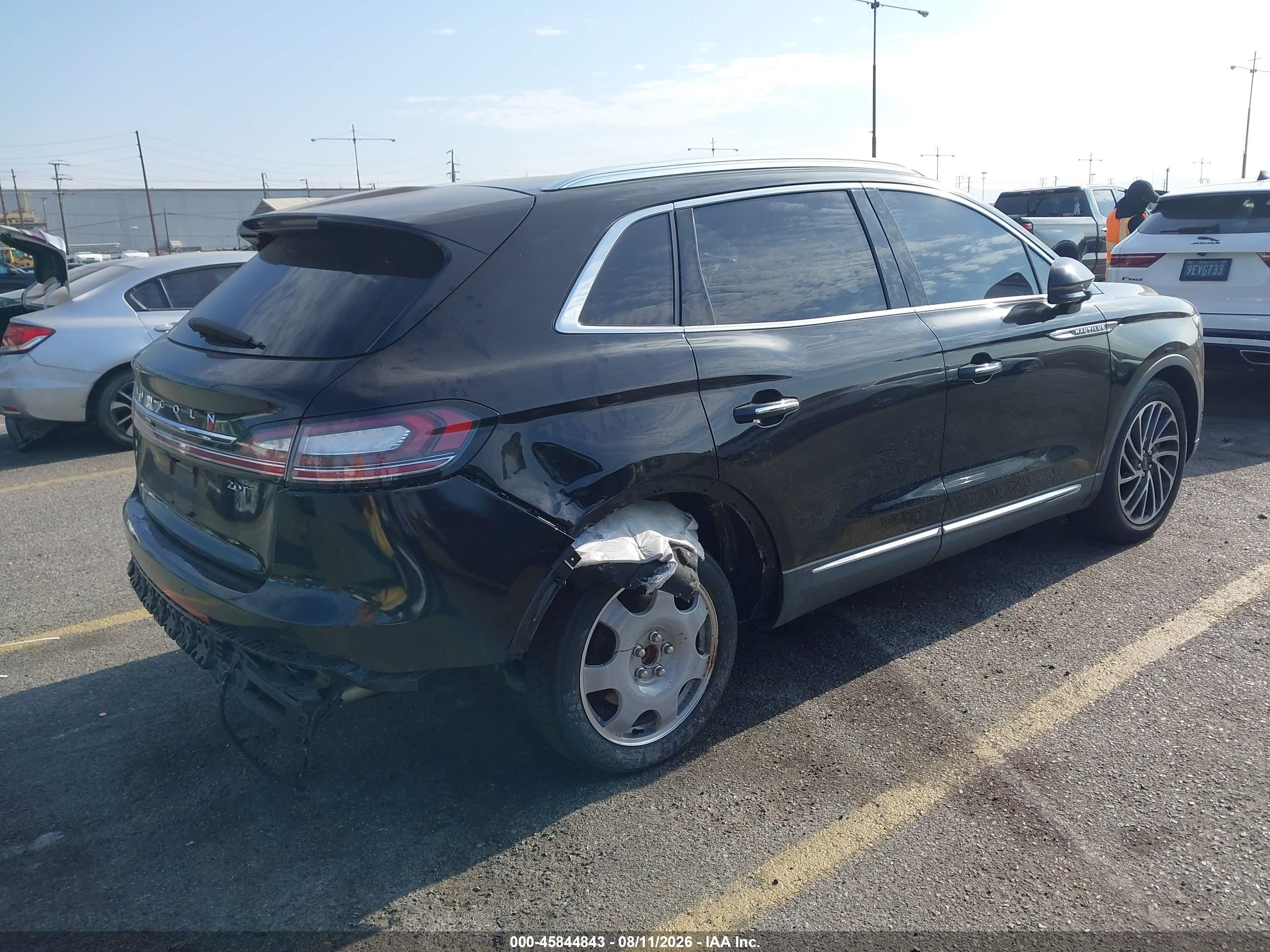2019 Lincoln Nautilus VIN 2LMPJ6L96KBL11202 IAAI salvage auction — Rear End, Salvage (California), sold $4,300 on 2026-09-10 (photo 4)