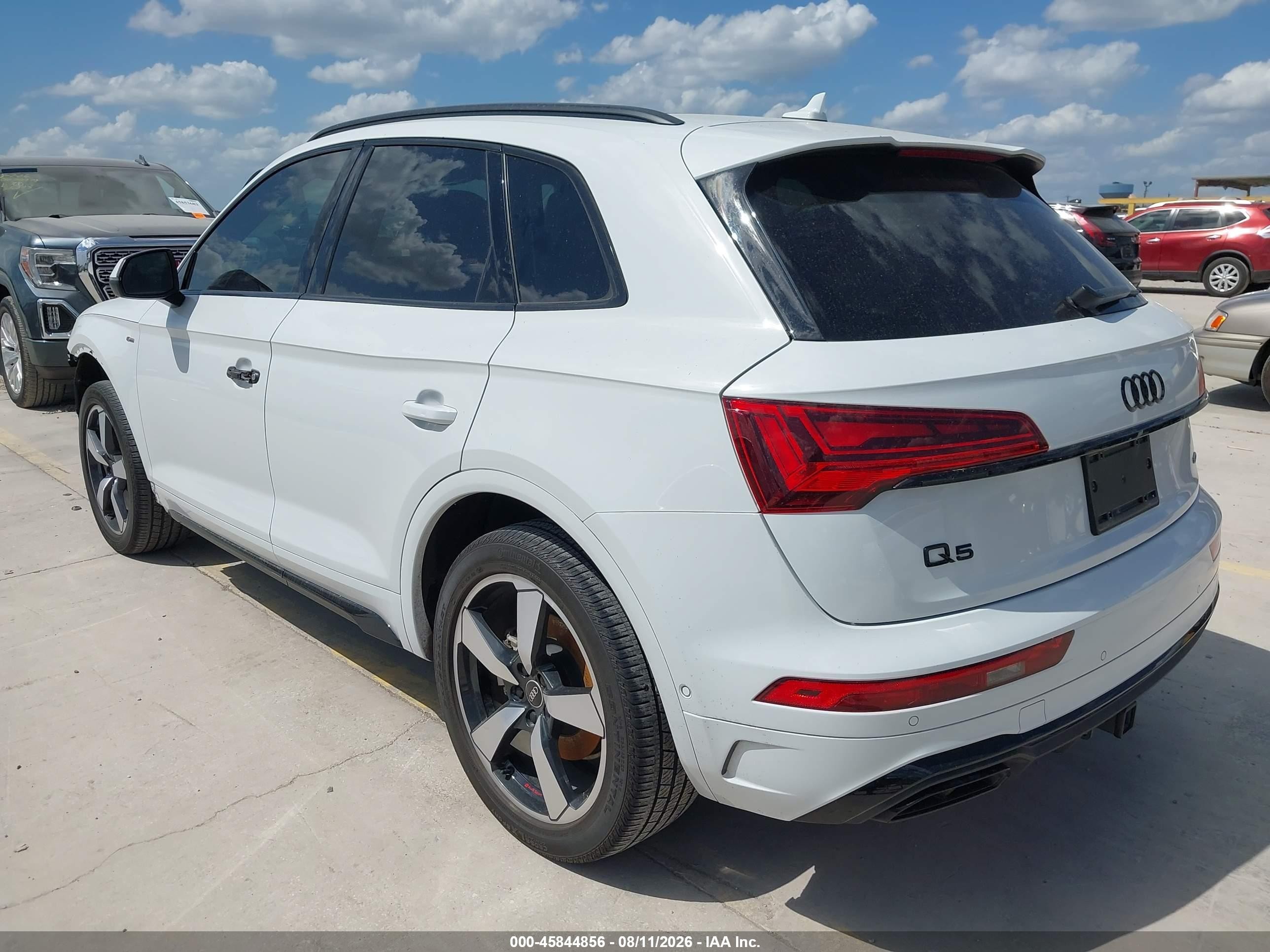 2023 Audi Q5 VIN WA1FAAFYXP2121721 IAAI salvage auction — Front End, Original (Texas), sold $13,100 on 2026-09-11 (photo 3)