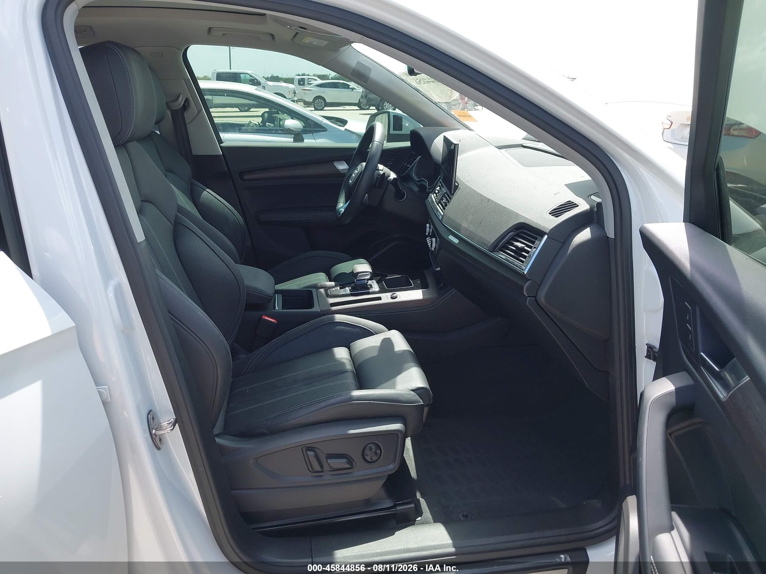 2023 Audi Q5 VIN WA1FAAFYXP2121721 IAAI salvage auction — Front End, Original (Texas), sold $13,100 on 2026-09-11 (photo 5)