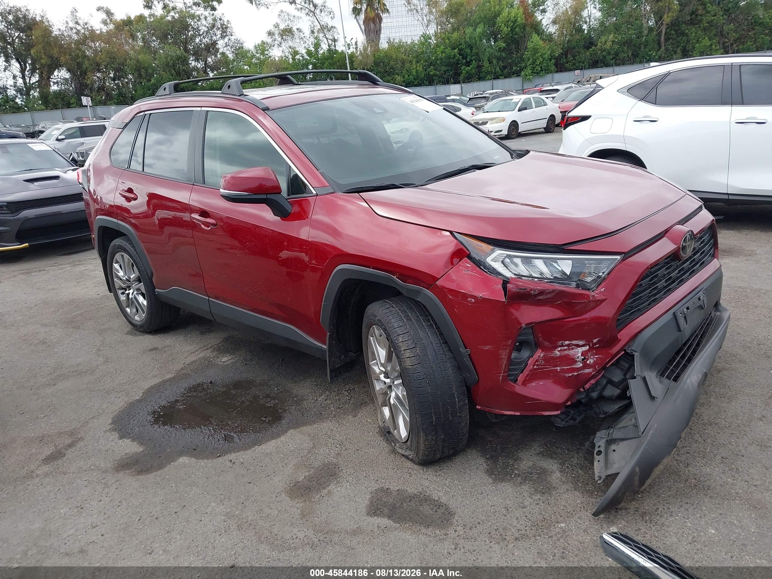2021 Toyota RAV4 VIN JTMC1RFV7MD069459 — IAAI salvage auction photo