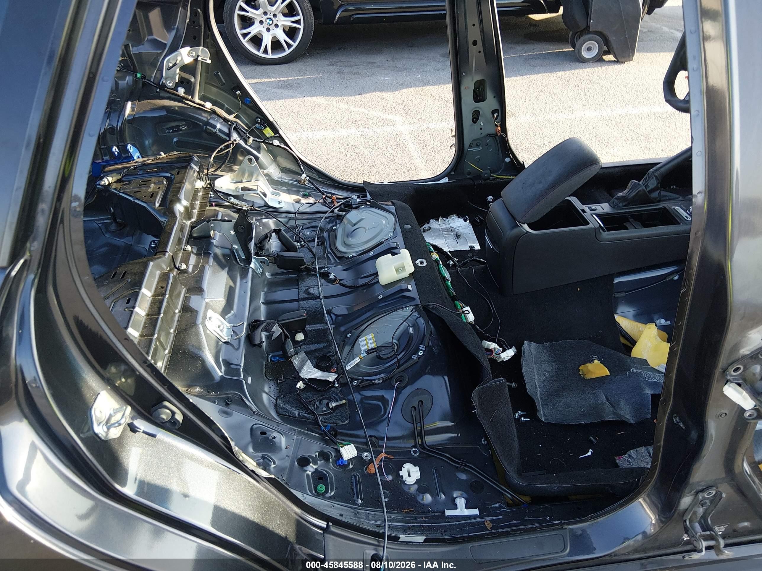 2013 Subaru Impreza VIN JF1GR8H67DL853744 IAAI salvage auction — Theft, Non-Repairable (California), sold $375 on 2026-09-10 (photo 8)