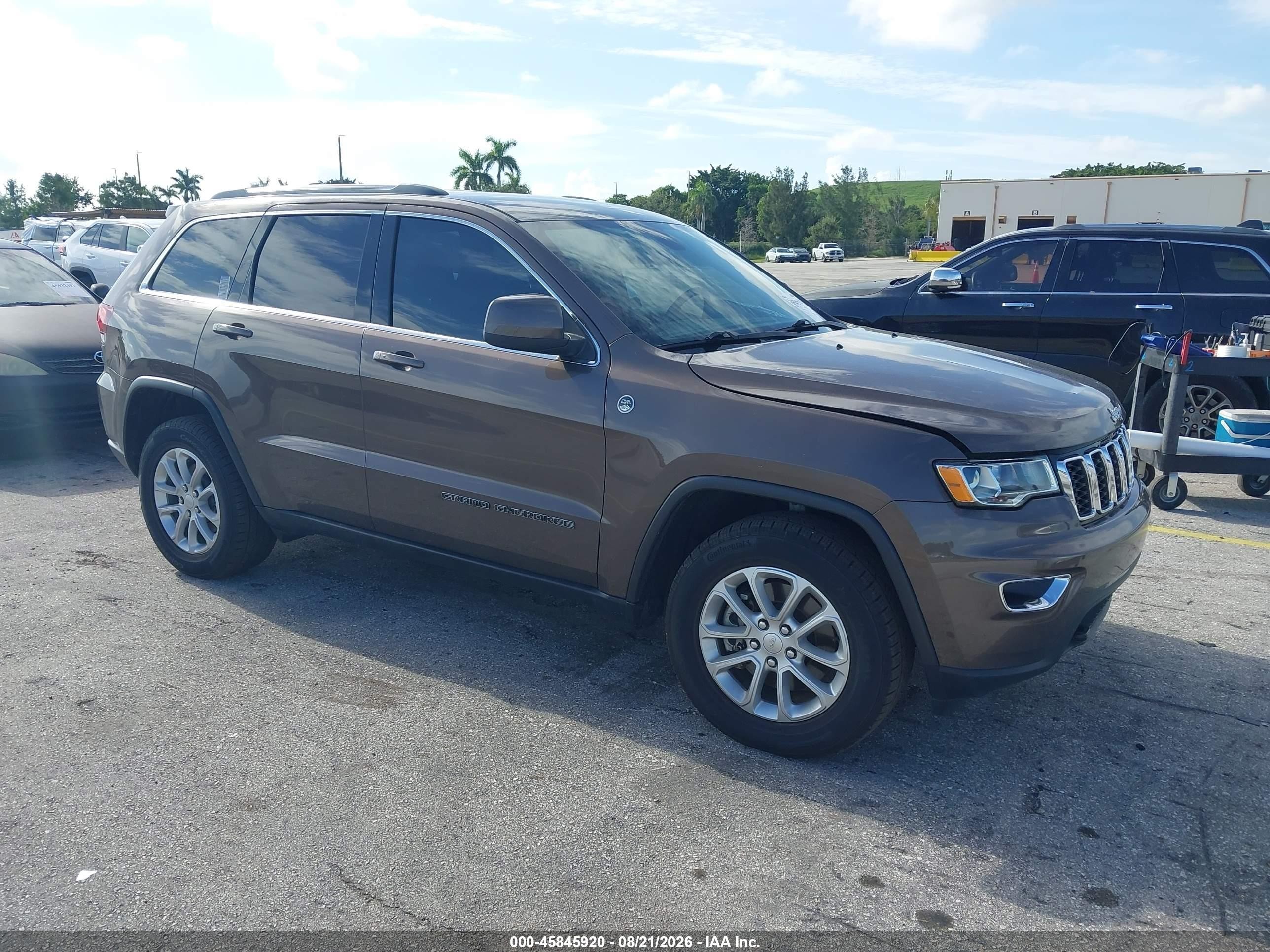 2021 Jeep Grand Cherokee VIN 1C4RJFAGXMC678620 — IAAI salvage auction photo