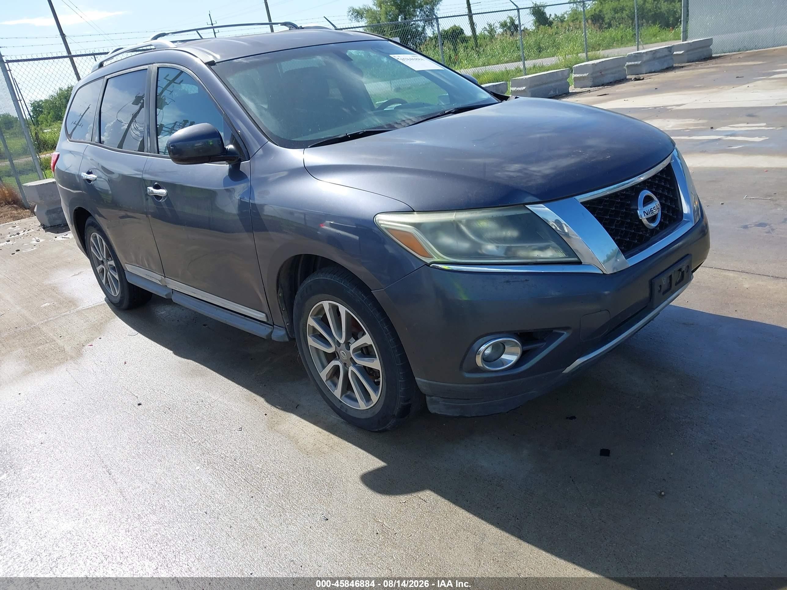 2014 Nissan Pathfinder VIN 5N1AR2MN0EC610879 IAAI salvage auction — Normal Wear, Original (Texas), sold $550 on 2026-10-03 (photo 1)