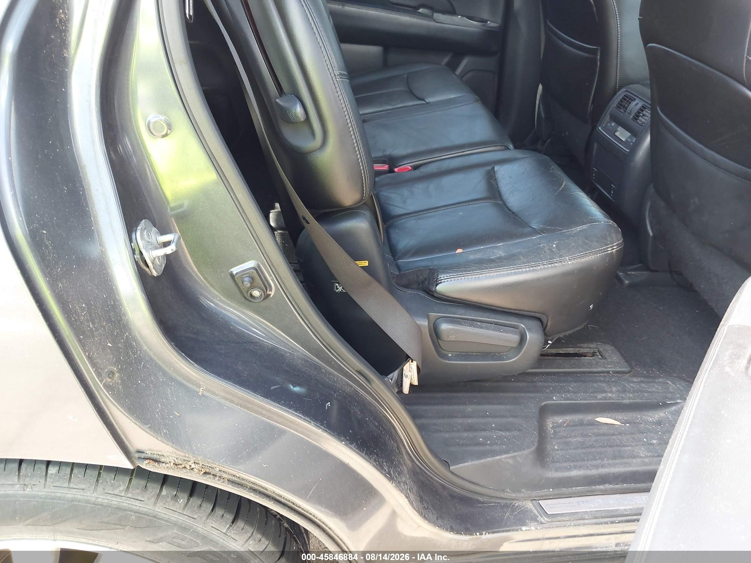 2014 Nissan Pathfinder VIN 5N1AR2MN0EC610879 IAAI salvage auction — Normal Wear, Original (Texas), sold $550 on 2026-10-03 (photo 8)