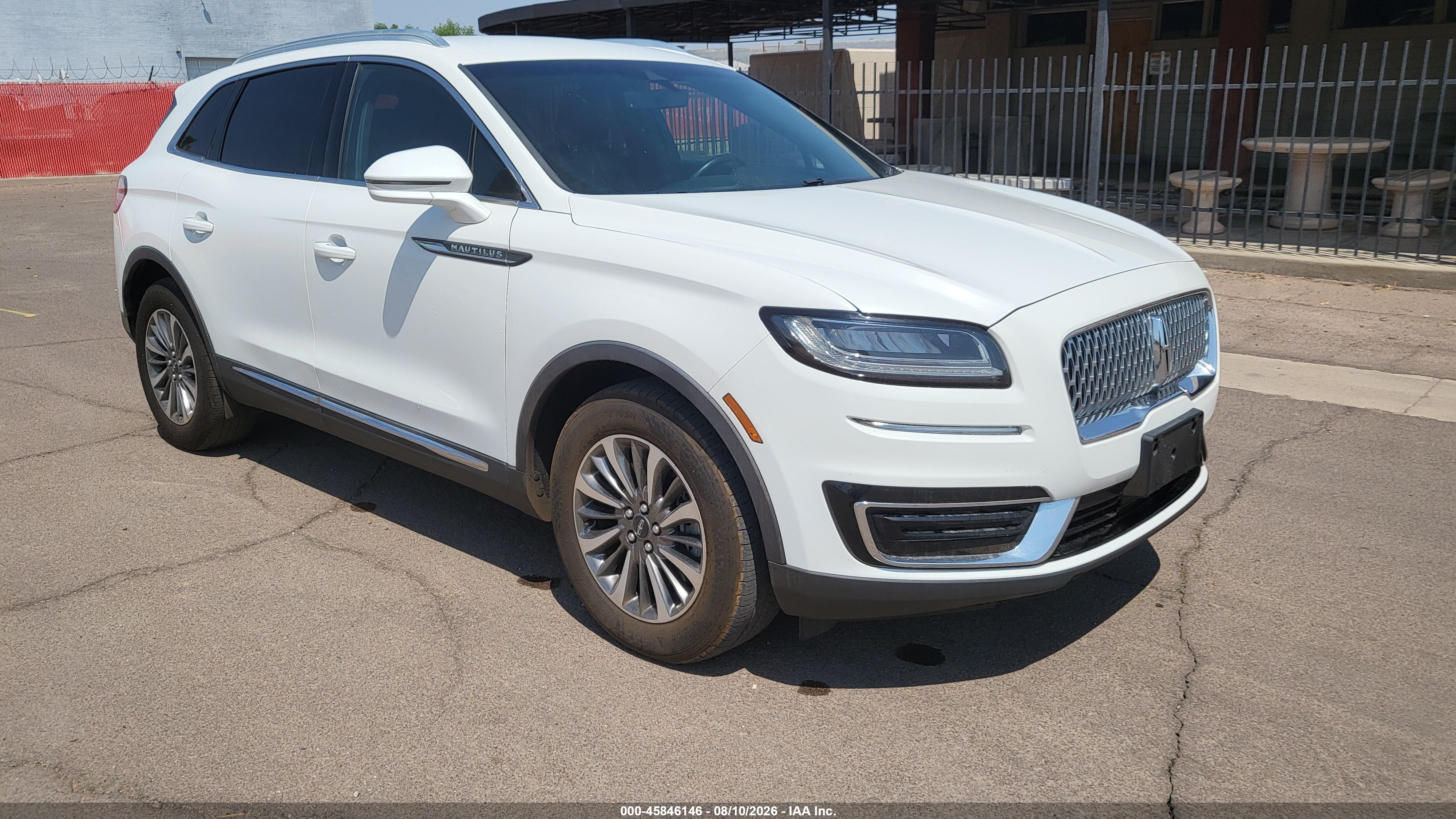 2020 Lincoln Nautilus VIN 2LMPJ6J98LBL26966 — IAAI salvage auction photo