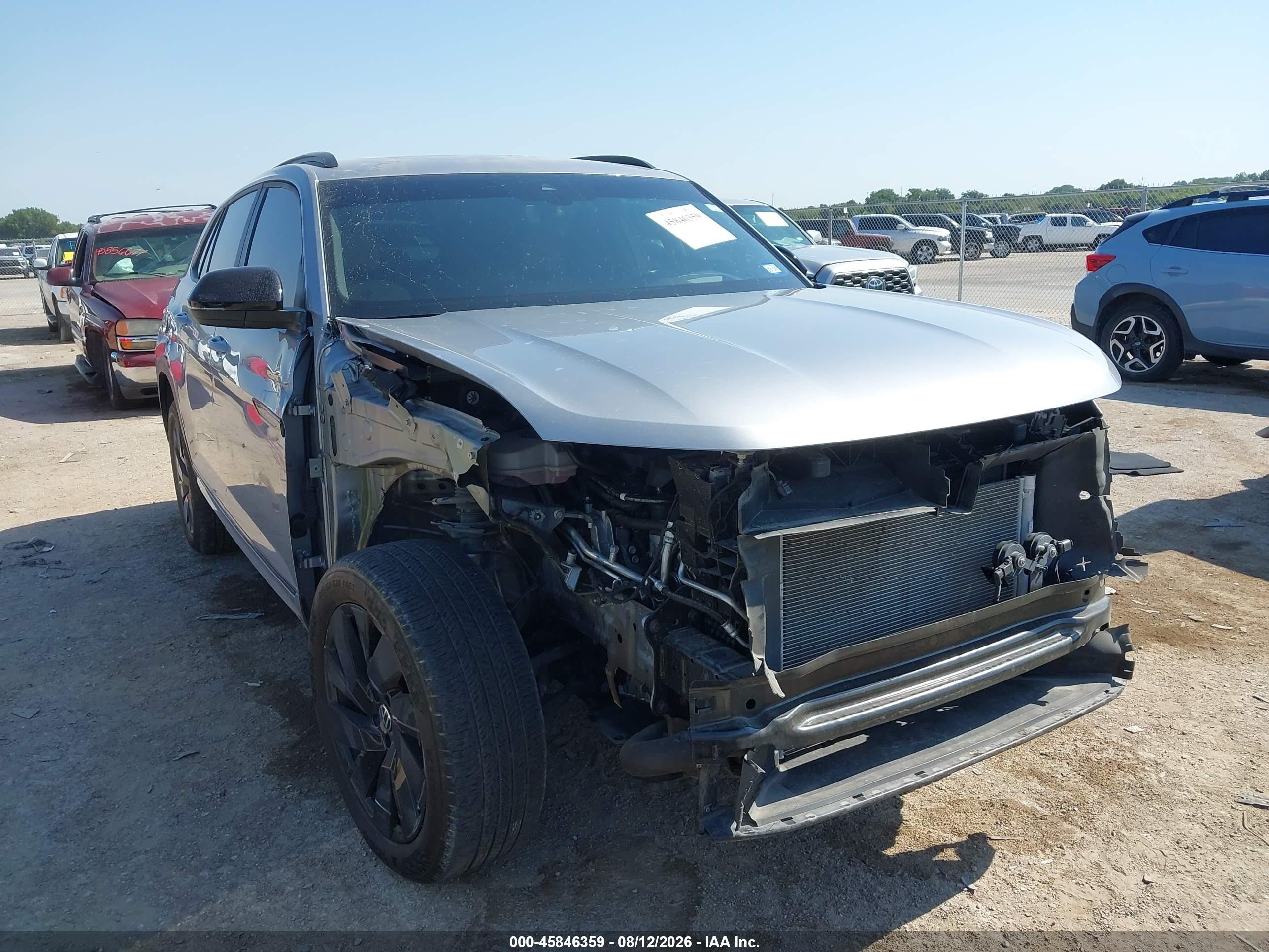 2025 Volkswagen Atlas Cross Sport VIN 1V2AE2CA9SC219478 — IAAI salvage auction photo