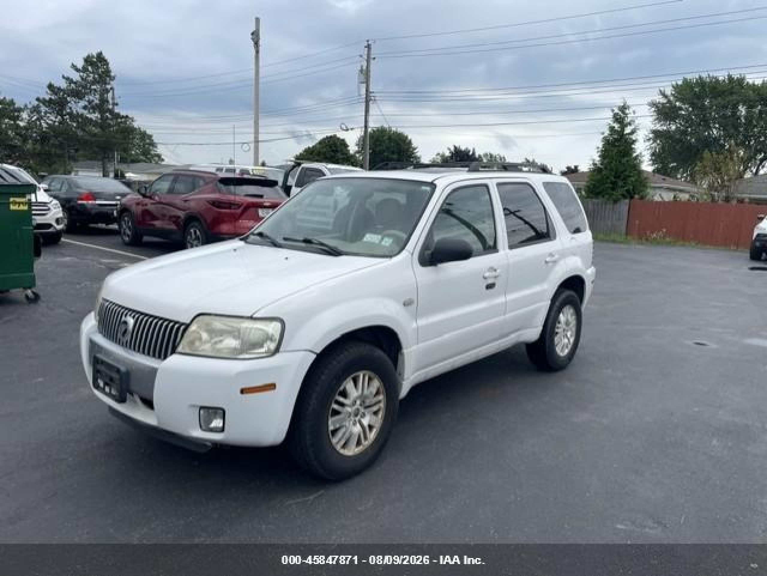 2005 Mercury Mariner VIN 4M2YU57105DJ14366 IAAI salvage auction — Normal Wear, Clear (New York), sold $1,800 on 2026-09-11 (photo 2)