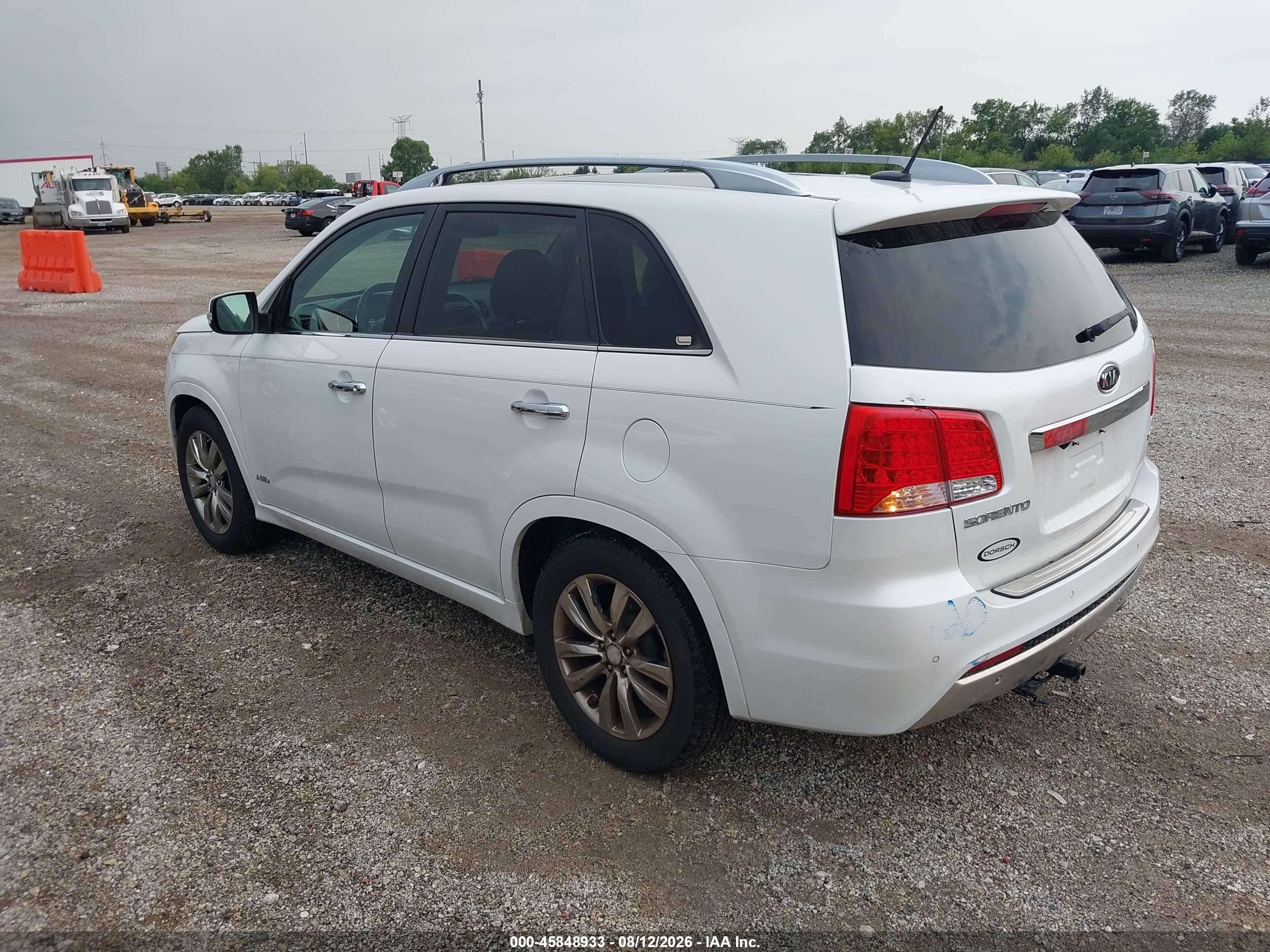 2012 Kia Sorento VIN 5XYKWDA20CG304863 IAAI salvage auction — Normal Wear, Clear (Illinois), sold $950 on 2026-09-09 (photo 3)