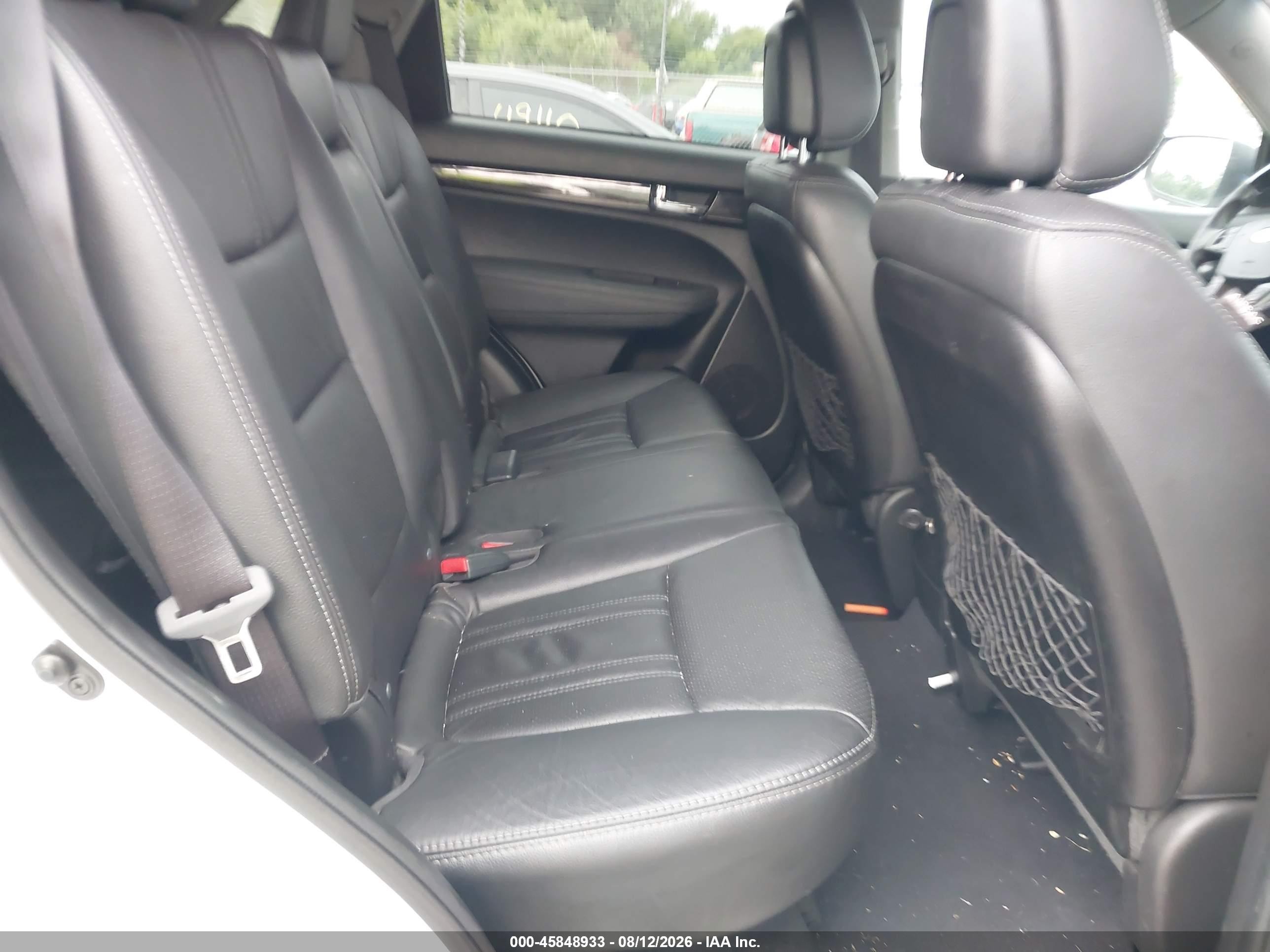 2012 Kia Sorento VIN 5XYKWDA20CG304863 IAAI salvage auction — Normal Wear, Clear (Illinois), sold $950 on 2026-09-09 (photo 8)