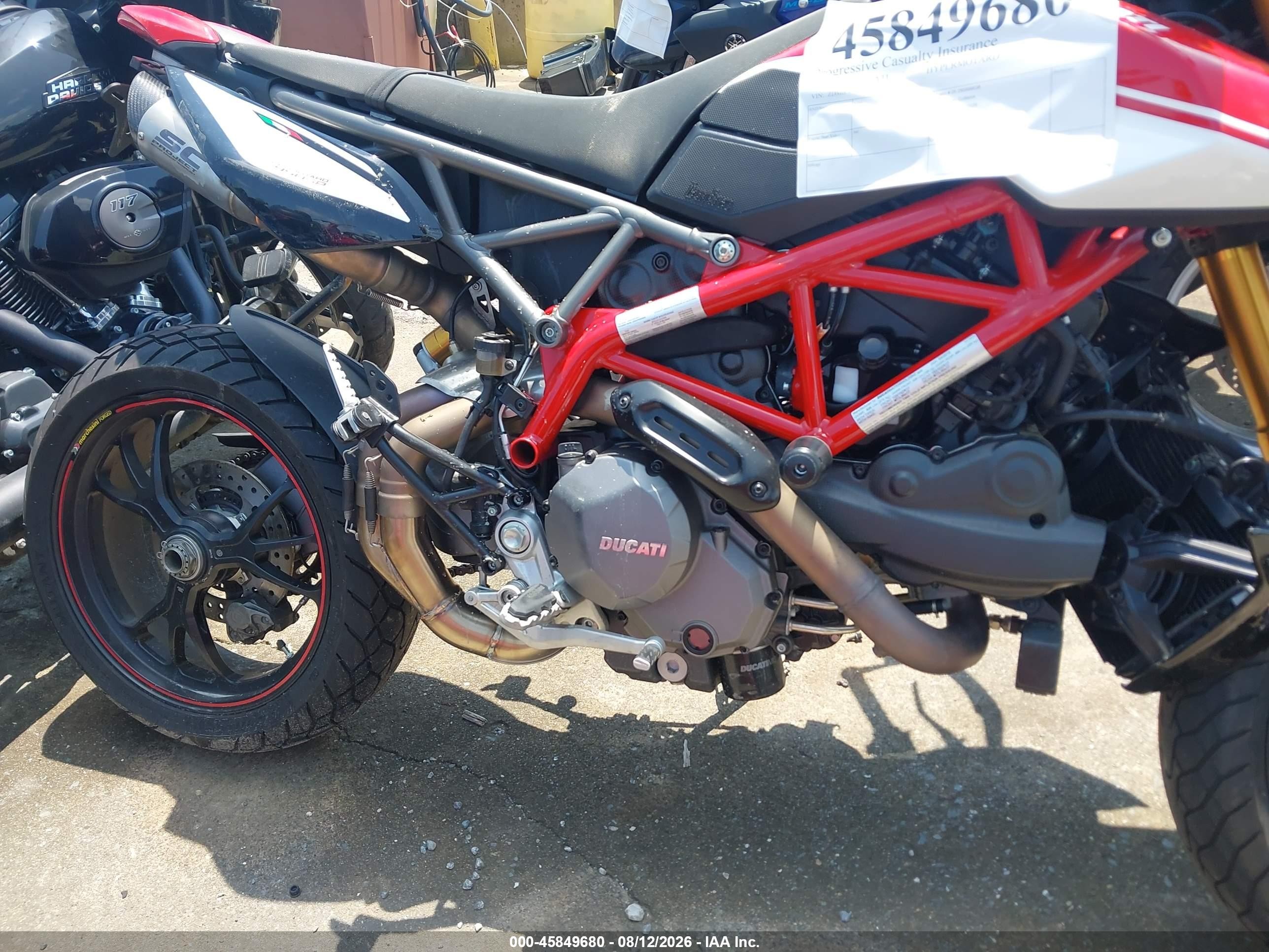 2019 Ducati Hypermotard VIN ZDMBAJDT6KB002704 IAAI salvage auction — Front End, Salvage (Georgia), sold $4,100 on 2026-09-09 (photo 8)