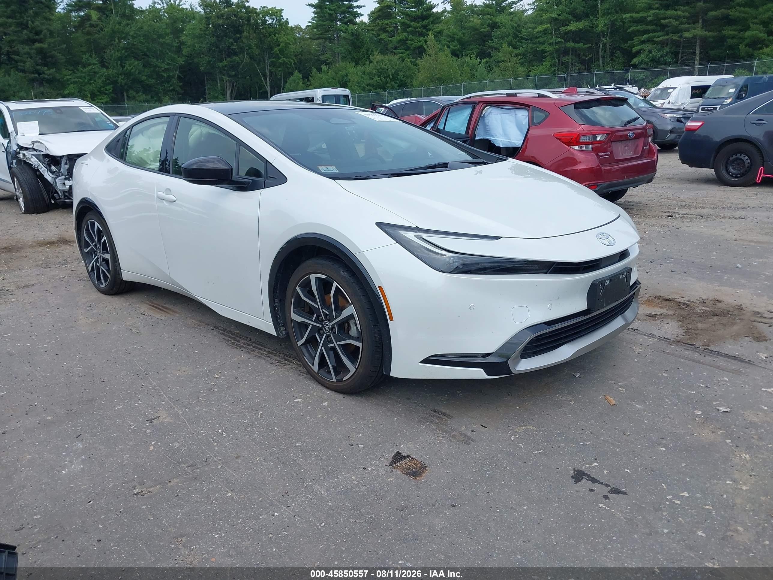 2024 Toyota Prius Prime VIN JTDACACUXR3018890 — IAAI salvage auction photo